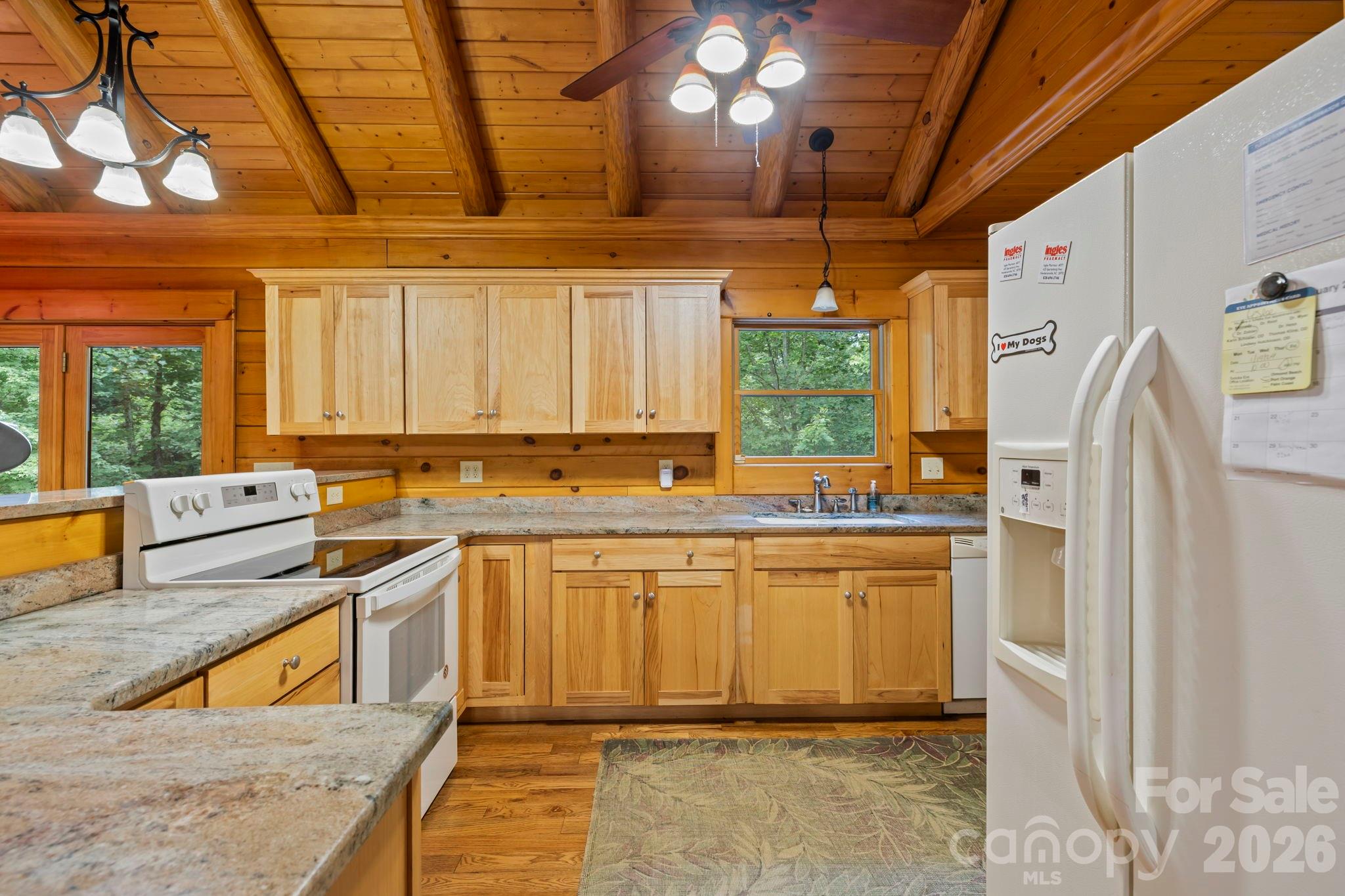 266 Rhododendron Drive Property Photo 11