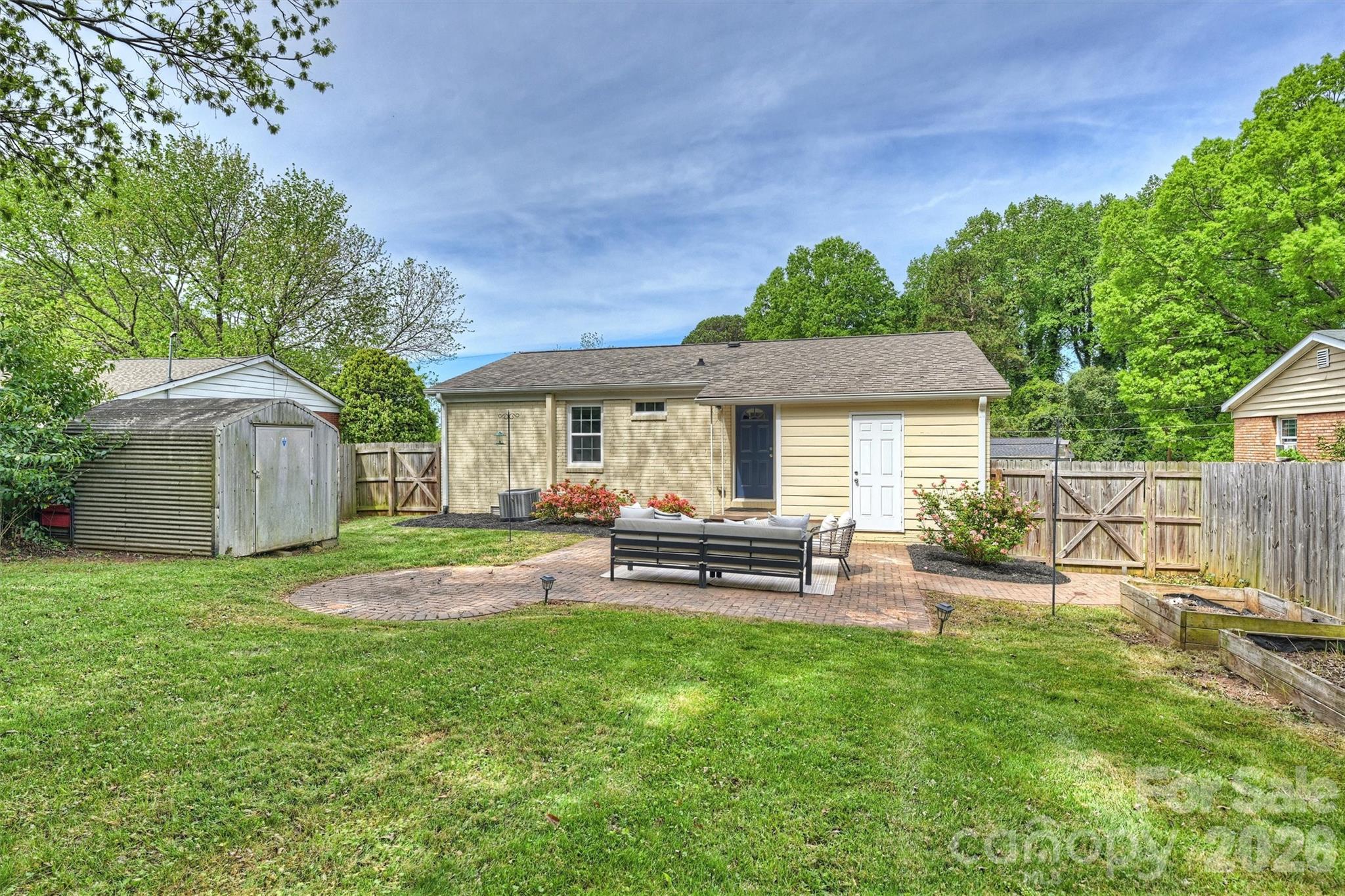 2314 Crestview Drive Property Photo 38