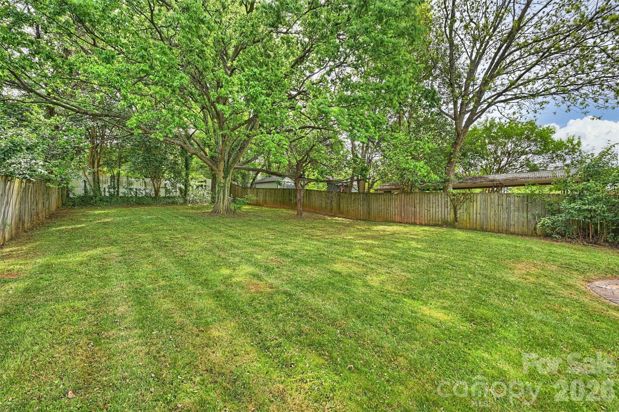 2314 Crestview Drive Property Photo 39