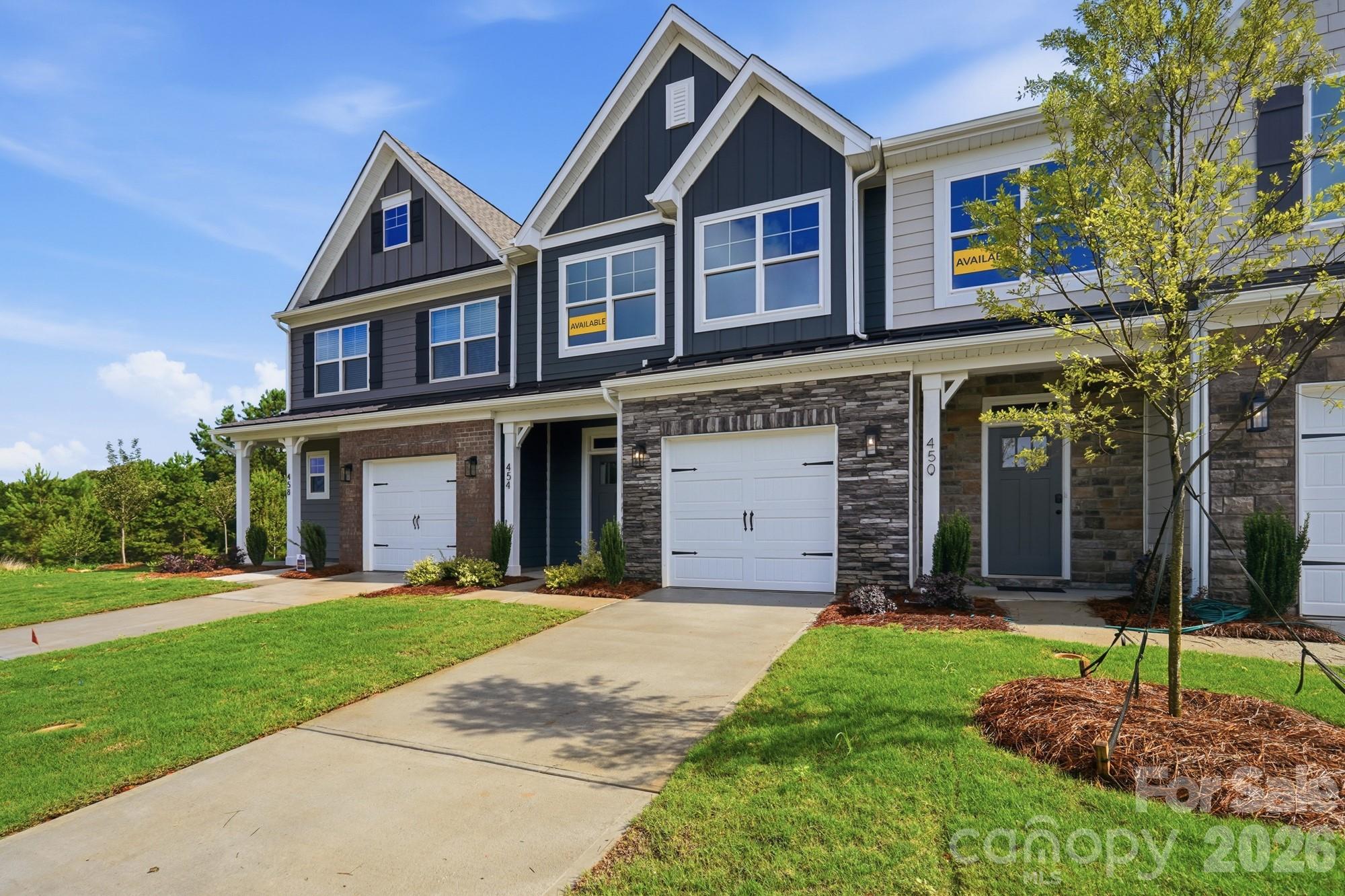 454 Blythe Townhome Lane Property Photo 2