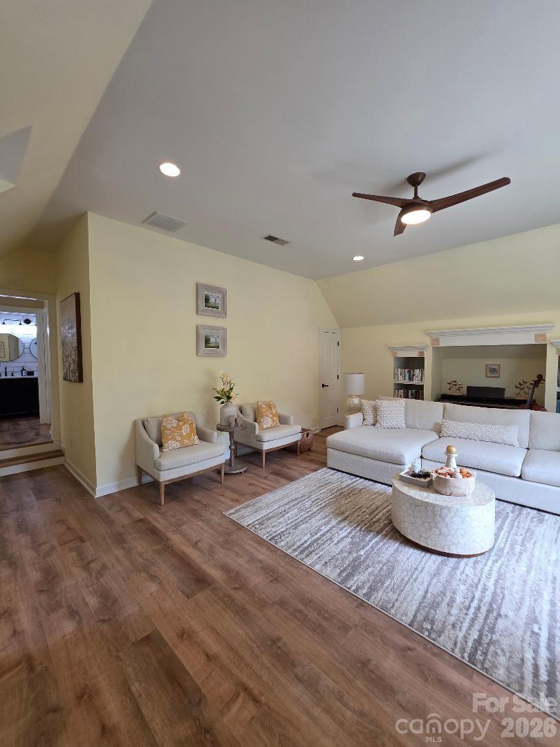2419 Tarleton Twins Terrace Property Photo 12
