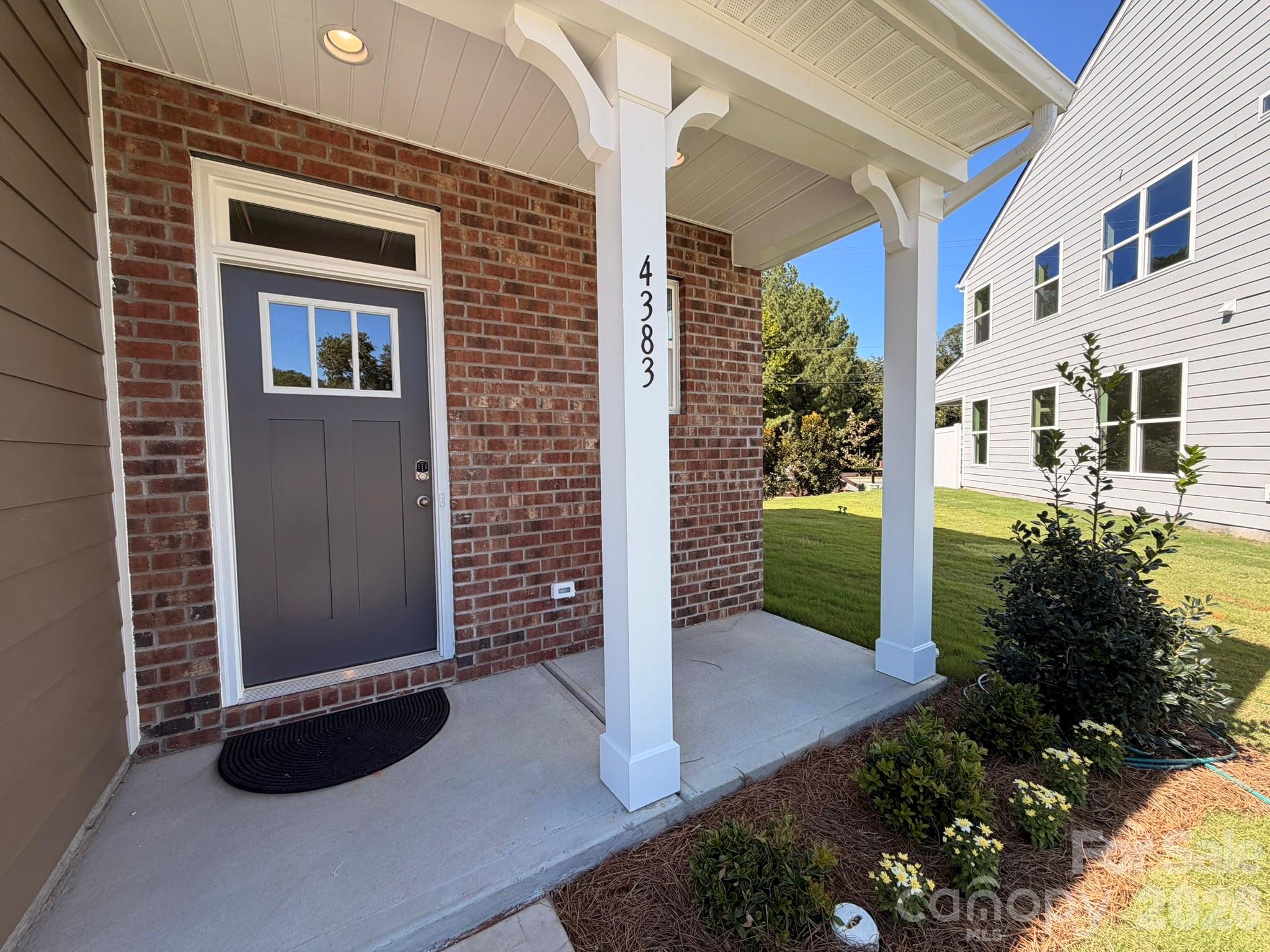 4383 Black Court Property Photo 3