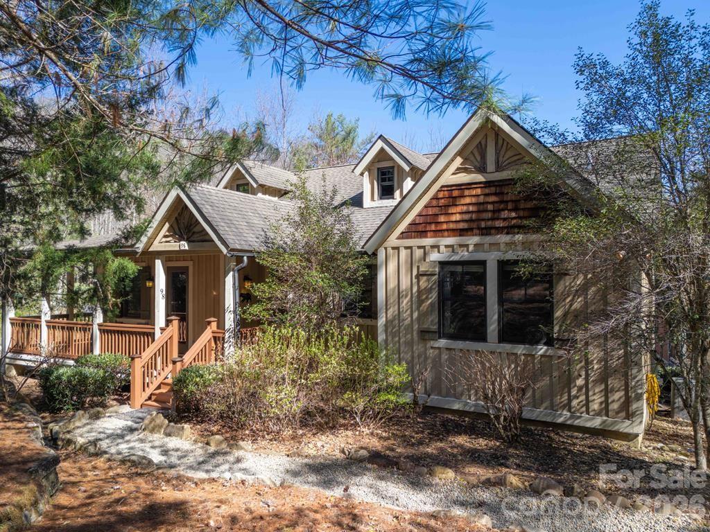 98 Mill Pond Drive Property Photo 1