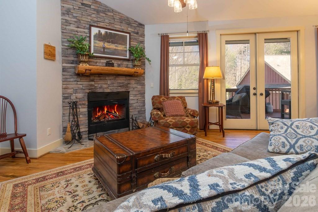 98 Mill Pond Drive Property Photo 8