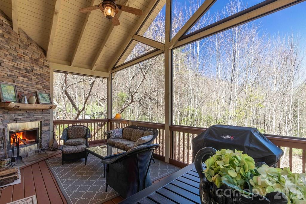 98 Mill Pond Drive Property Photo 23