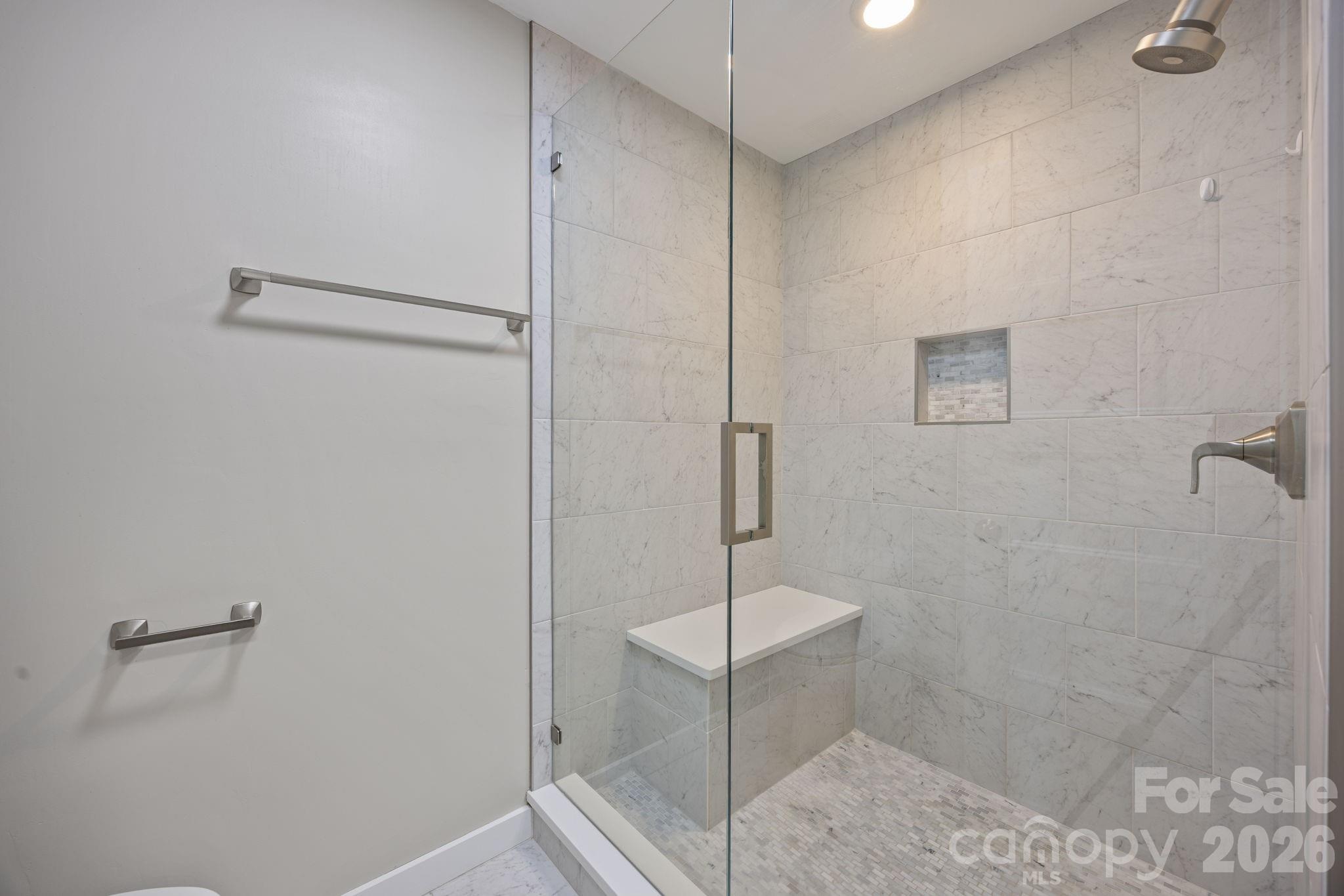 18749 Vineyard Point Lane Property Photo 18