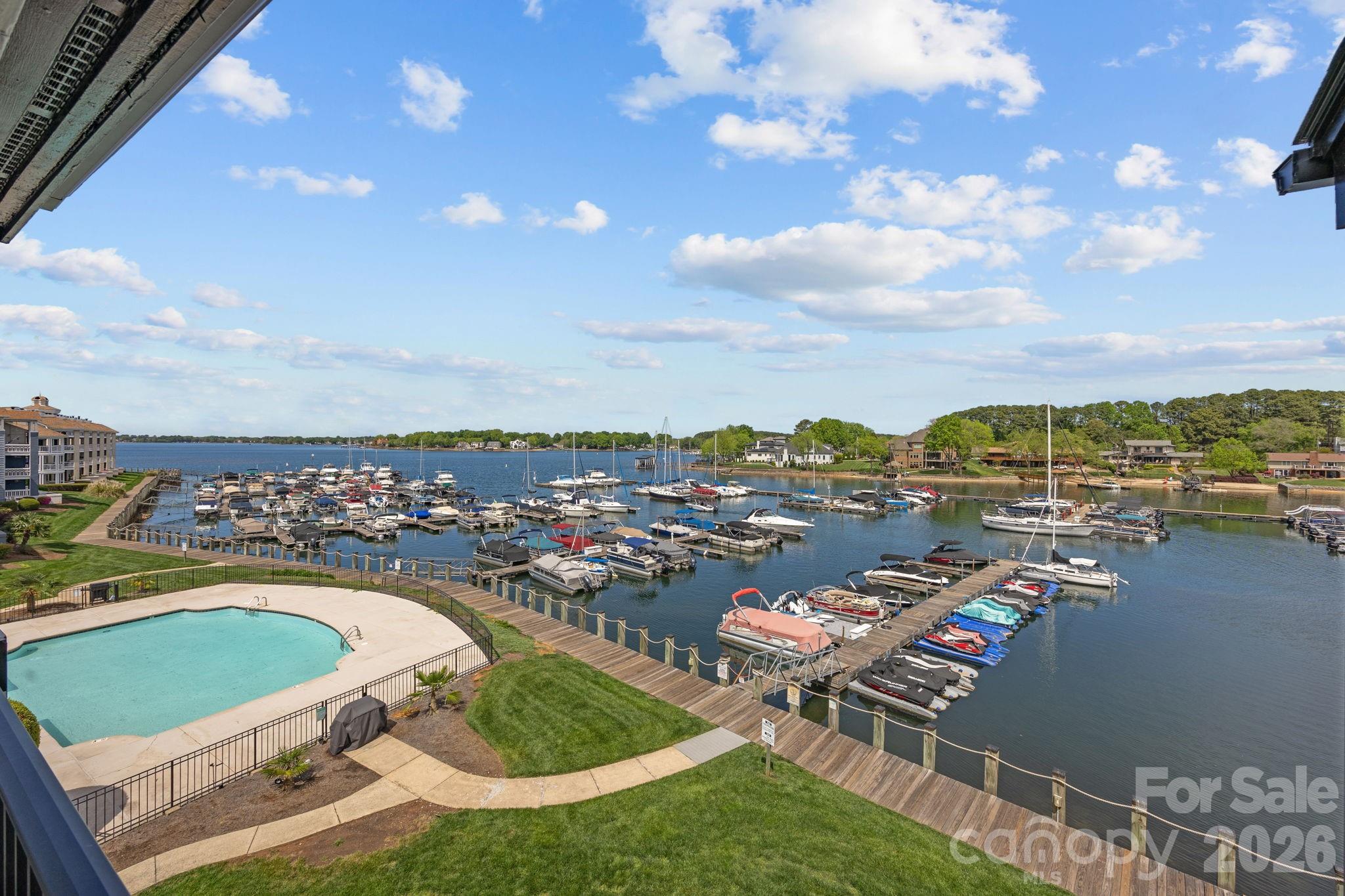 18749 Vineyard Point Lane Property Photo 22