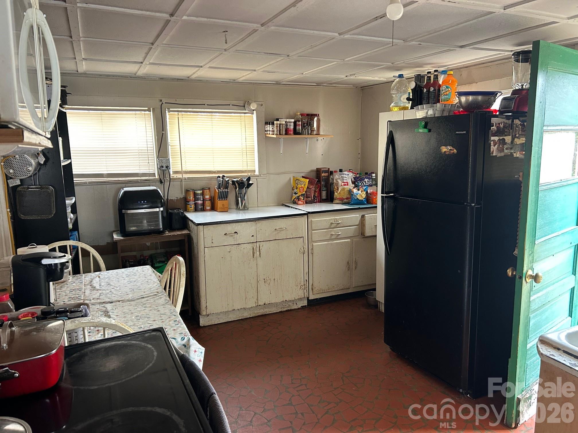 4237 Laurel Hill Road Property Photo 8