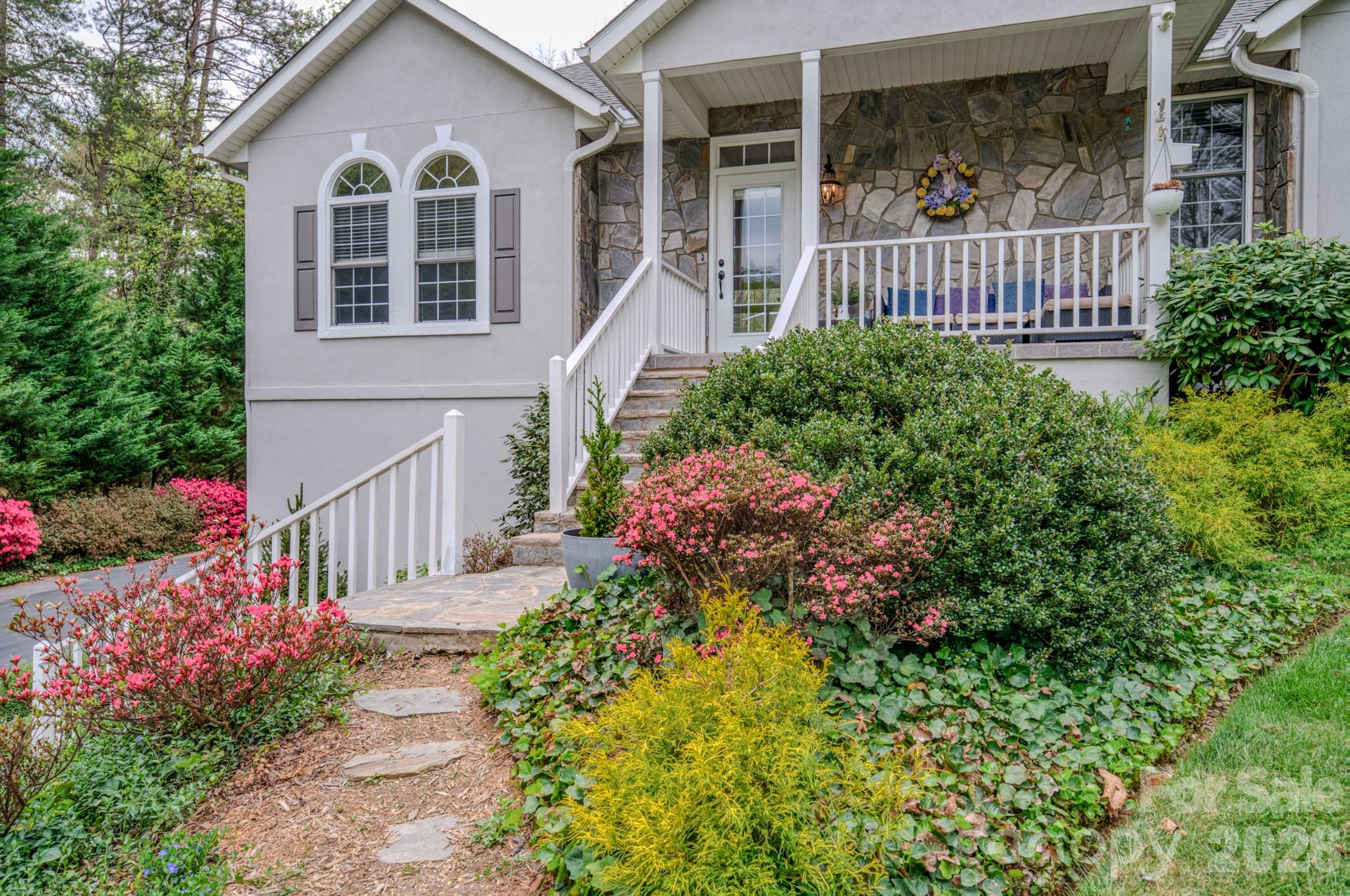 9 Double Eagle Drive Property Photo 4