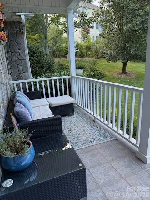 9 Double Eagle Drive Property Photo 5