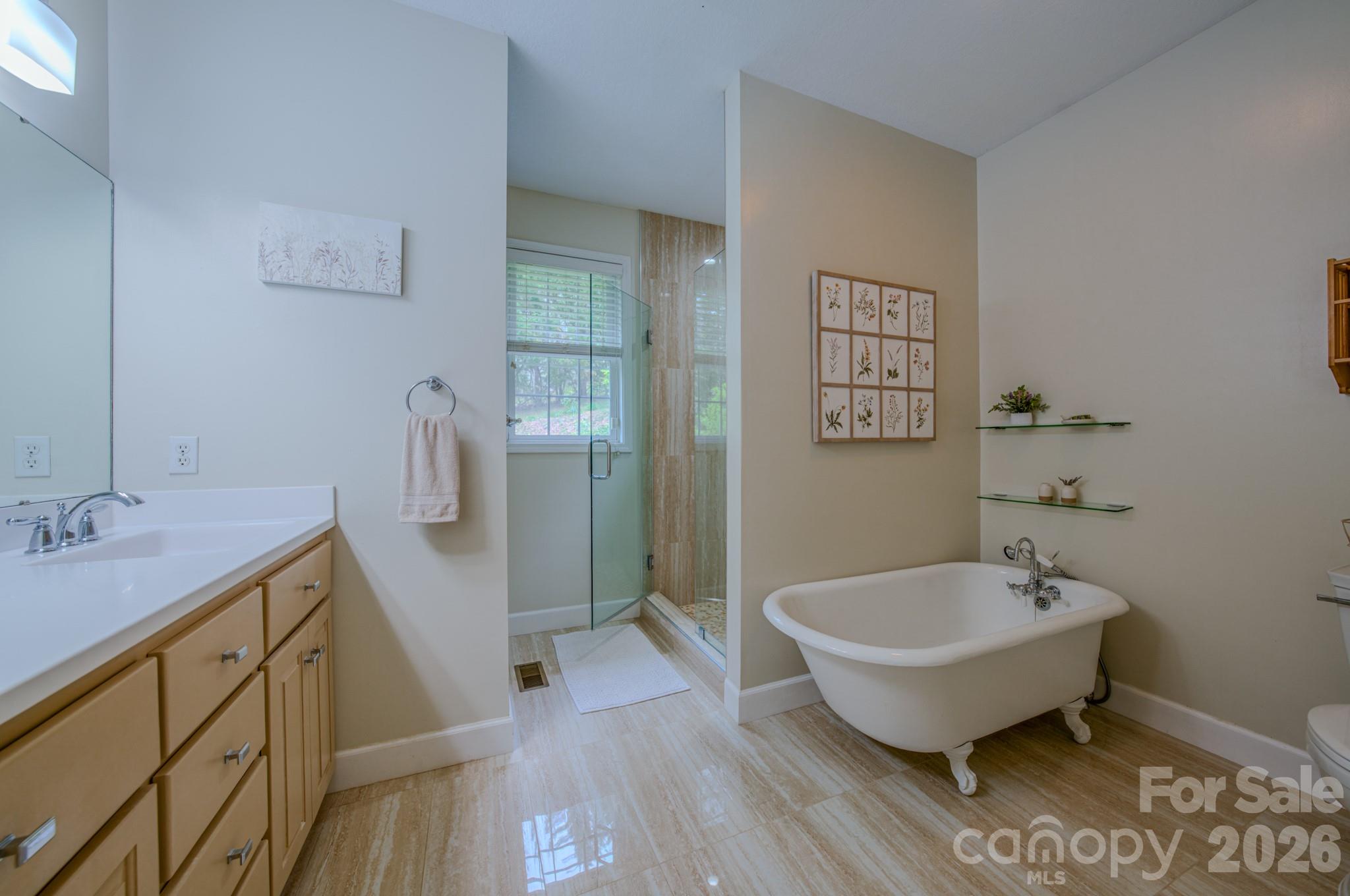 9 Double Eagle Drive Property Photo 17