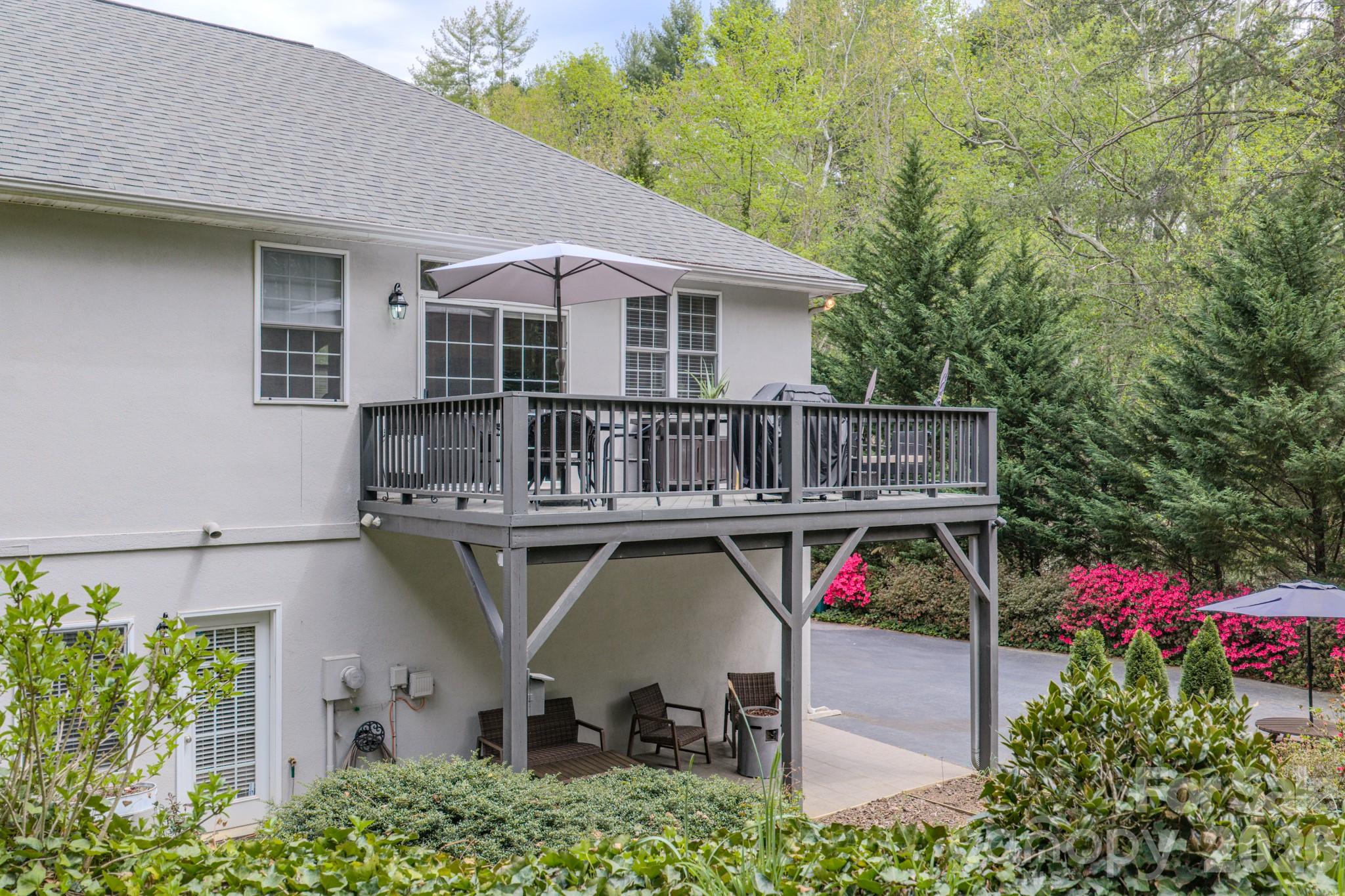 9 Double Eagle Drive Property Photo 34