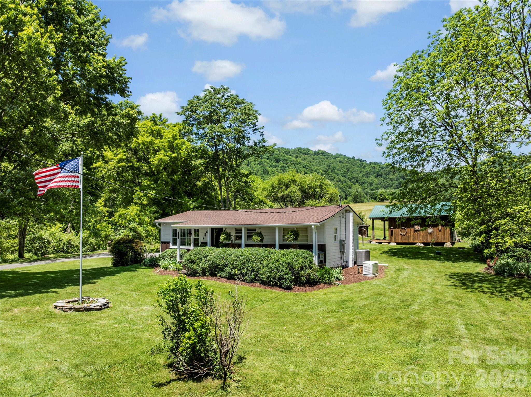 514 Roy Forrester Road Property Photo 2
