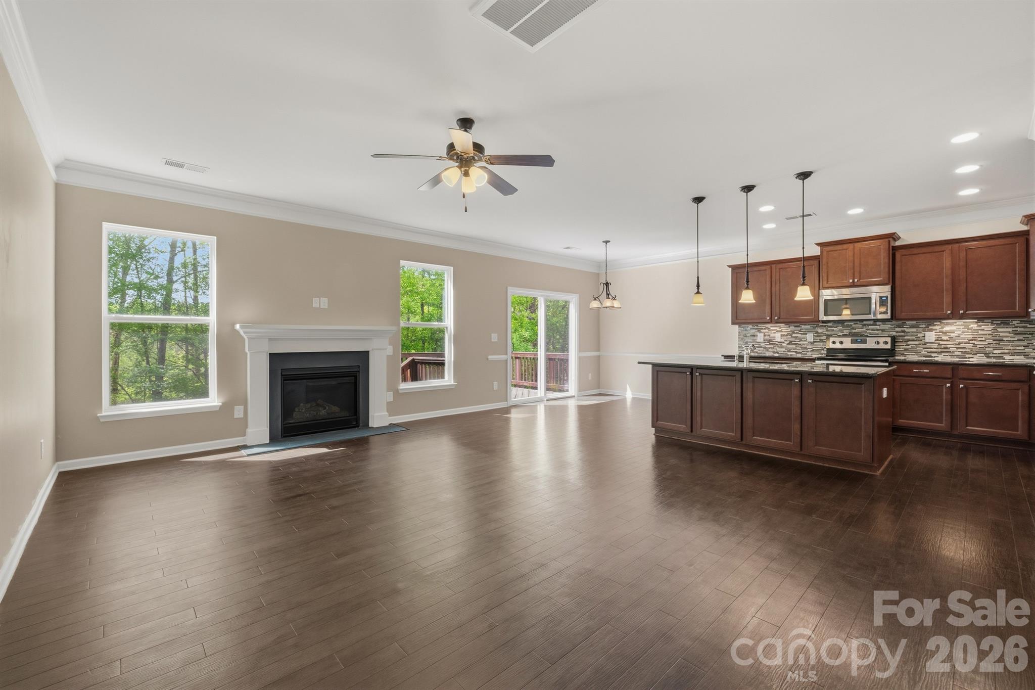 106 E Heart Pine Lane Property Photo 10