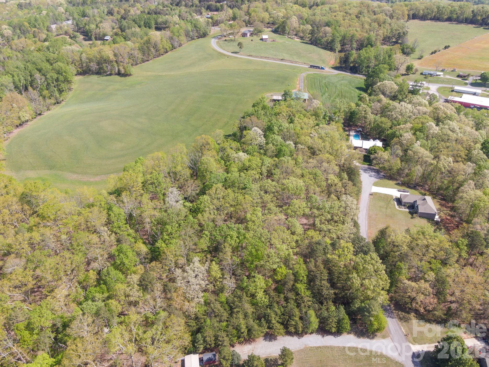 3805 Plantation Drive Property Photo 10