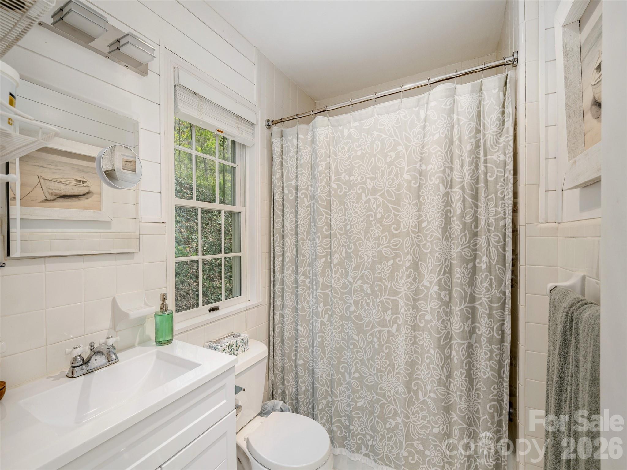 403 Cherokee Road Property Photo 23