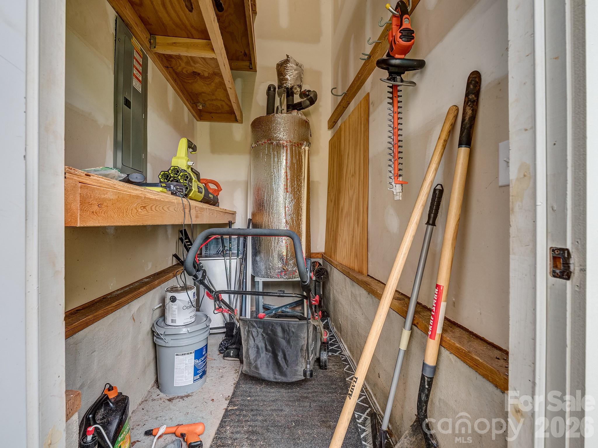 1427 Tippah Park Court Property Photo 29
