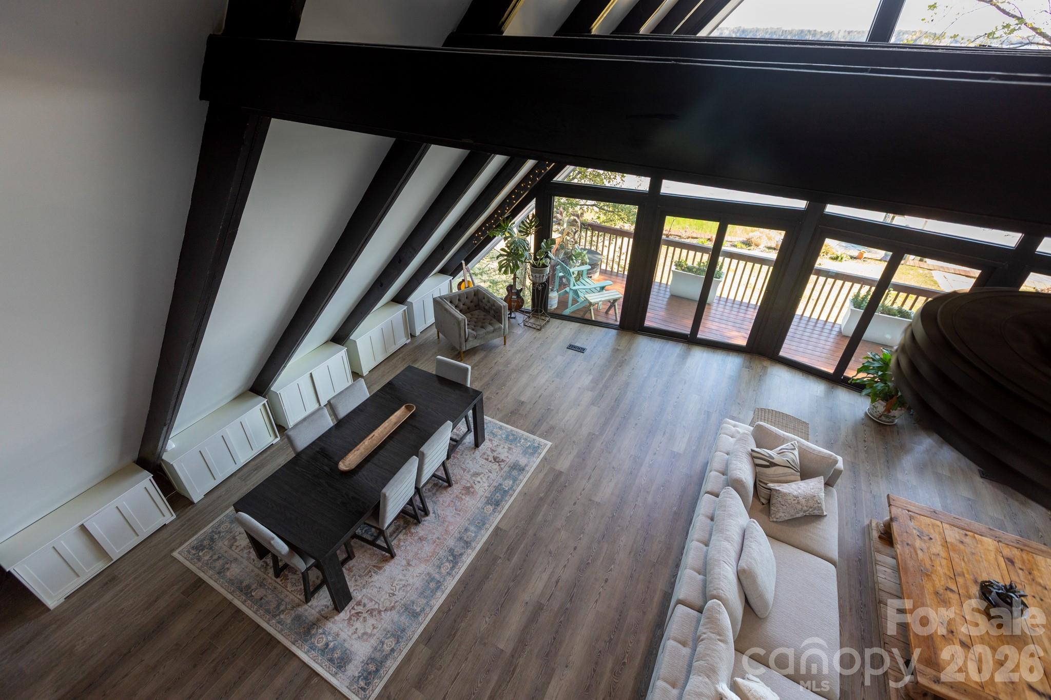 211 Fannie Creek Lane Property Photo 18