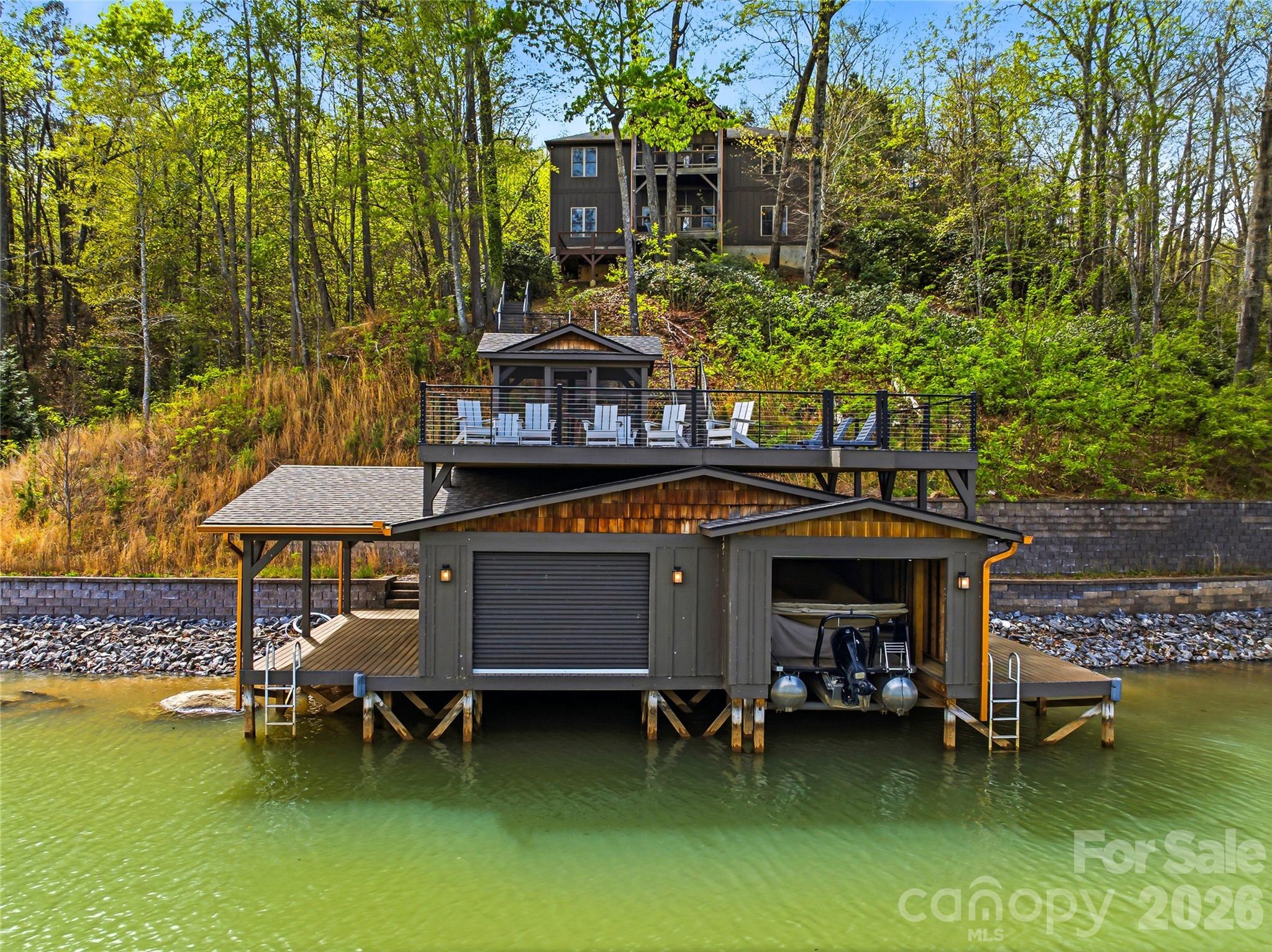 402 Holmstead Drive Property Photo 3