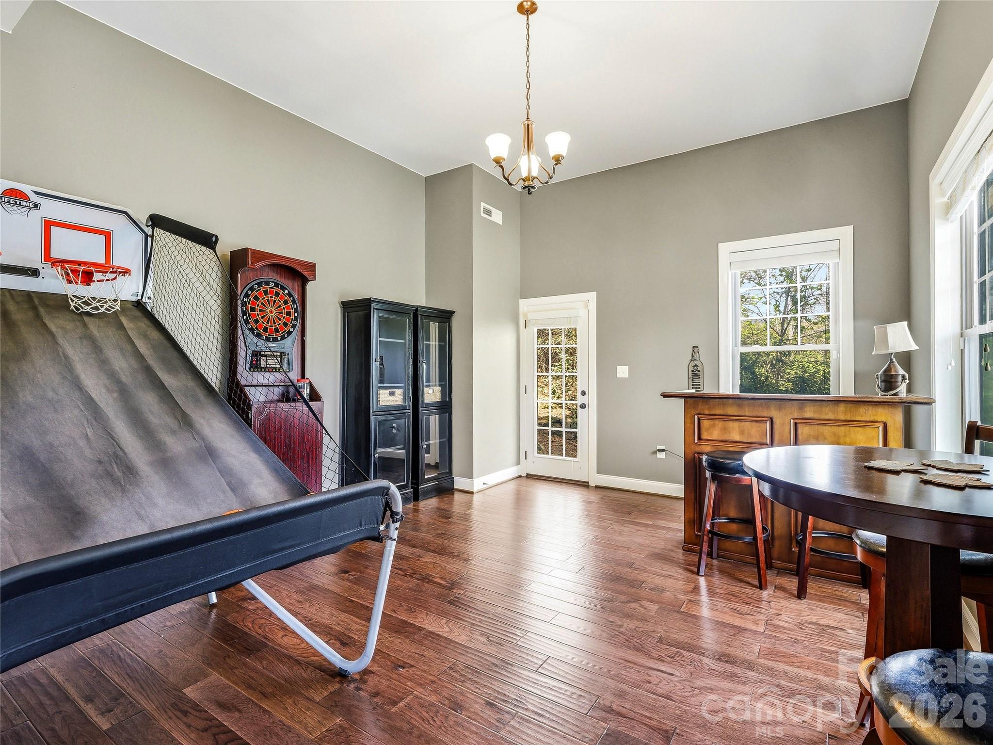 402 Holmstead Drive Property Photo 27