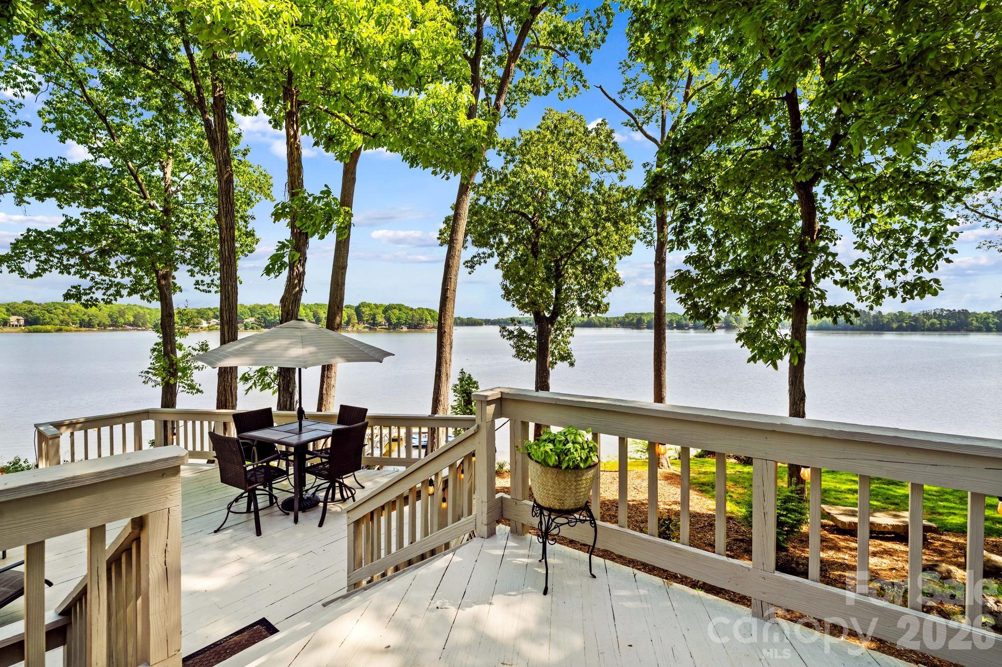 395 Rendleman Drive Property Photo 30