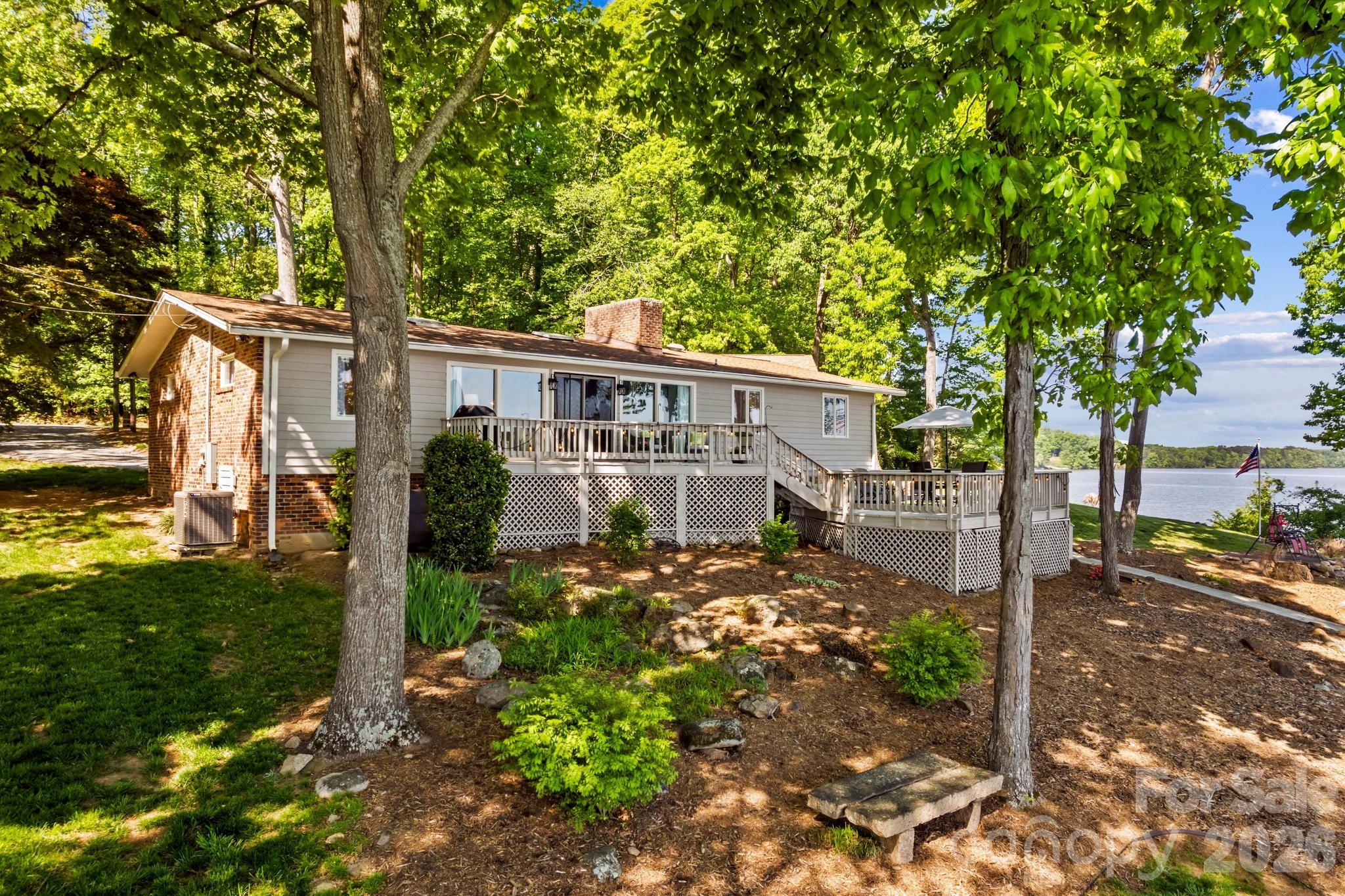 395 Rendleman Drive Property Photo 33