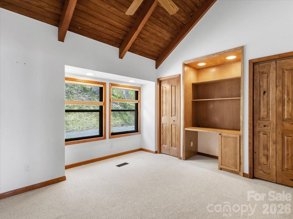 49 Slickrock Ridge Way Property Photo 13