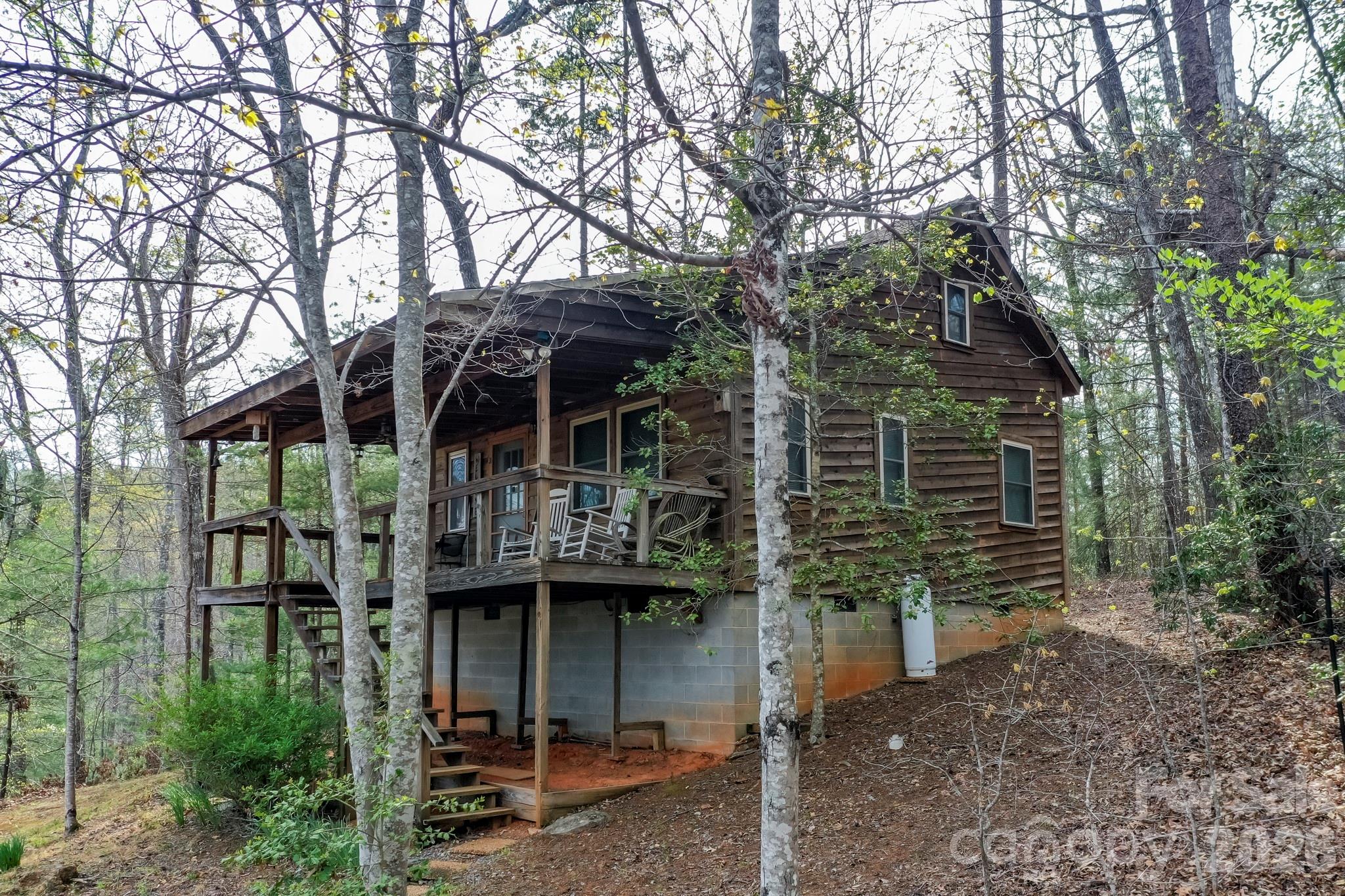 201 N Chase Lane Property Photo 1