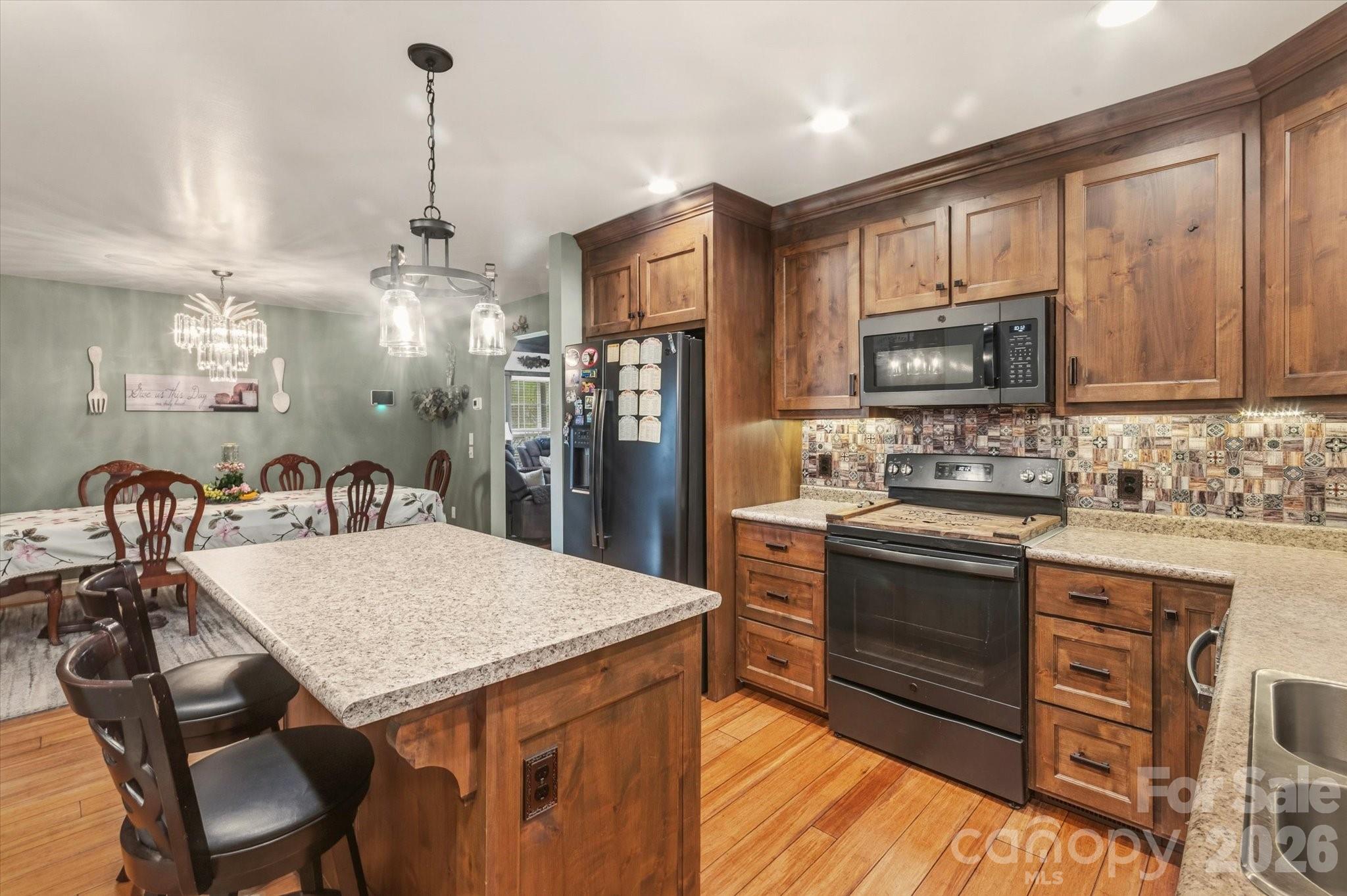 810 Mount Hebron Road Property Photo 5
