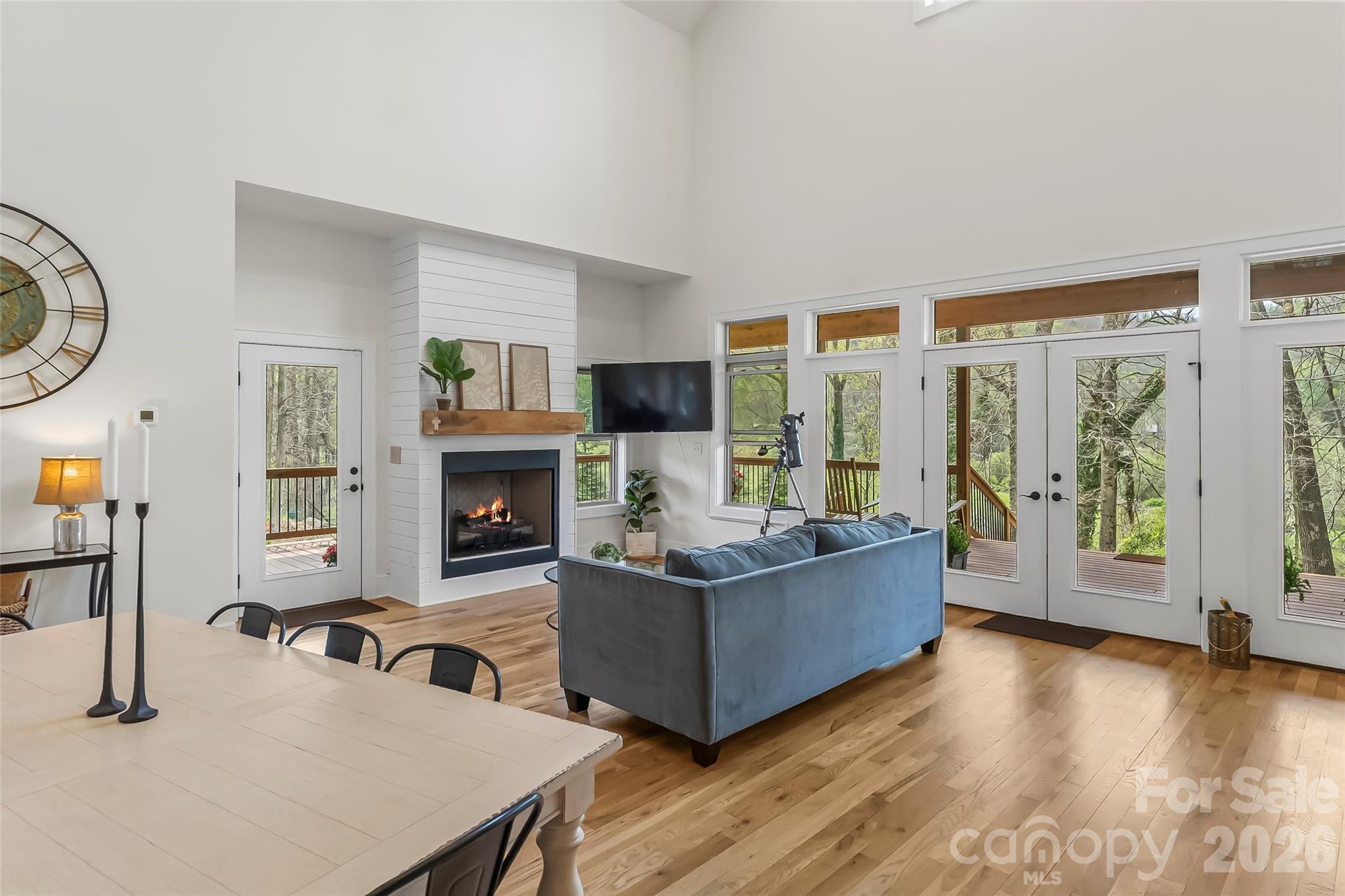 628 Brush Creek Road Property Photo 8