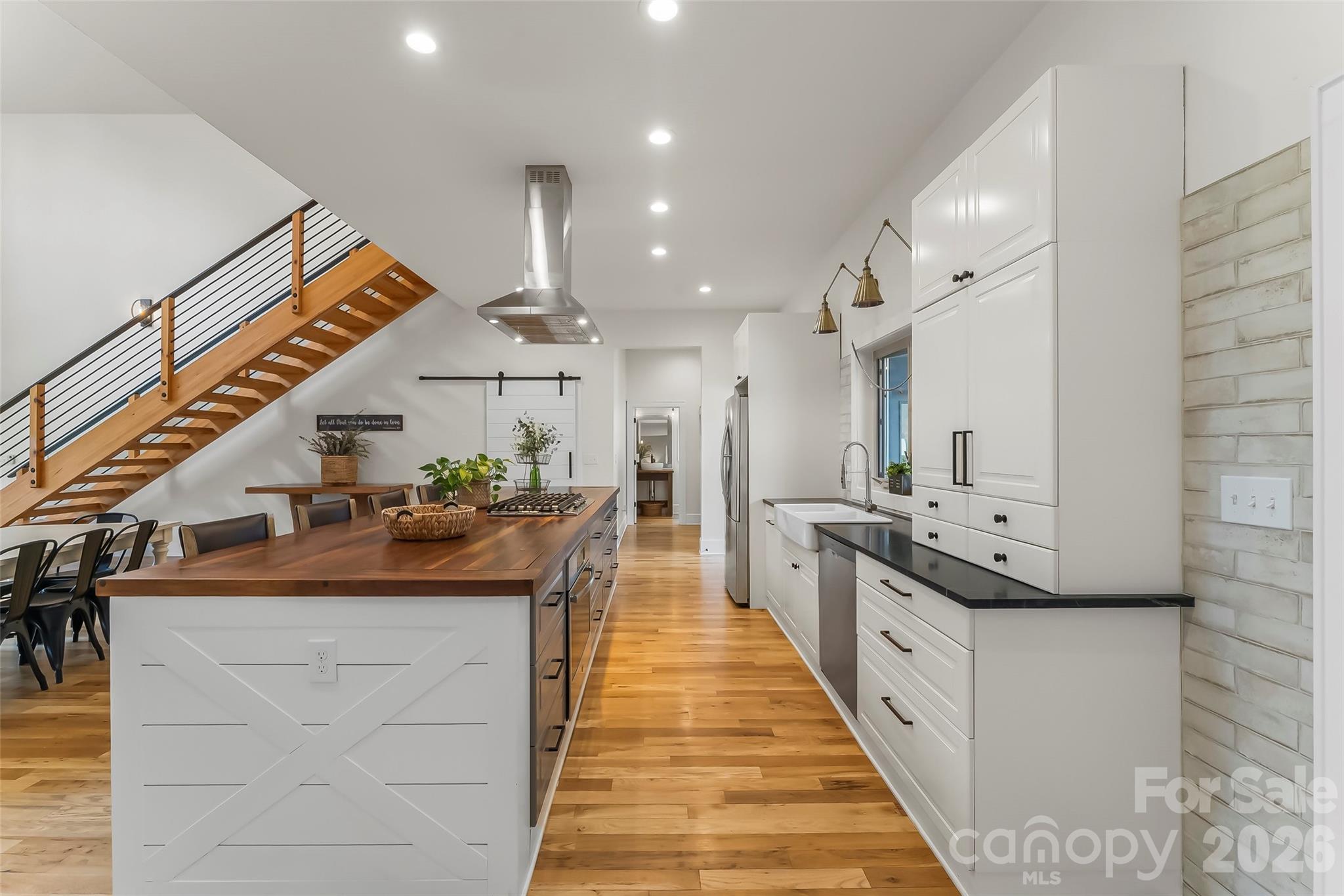 628 Brush Creek Road Property Photo 14