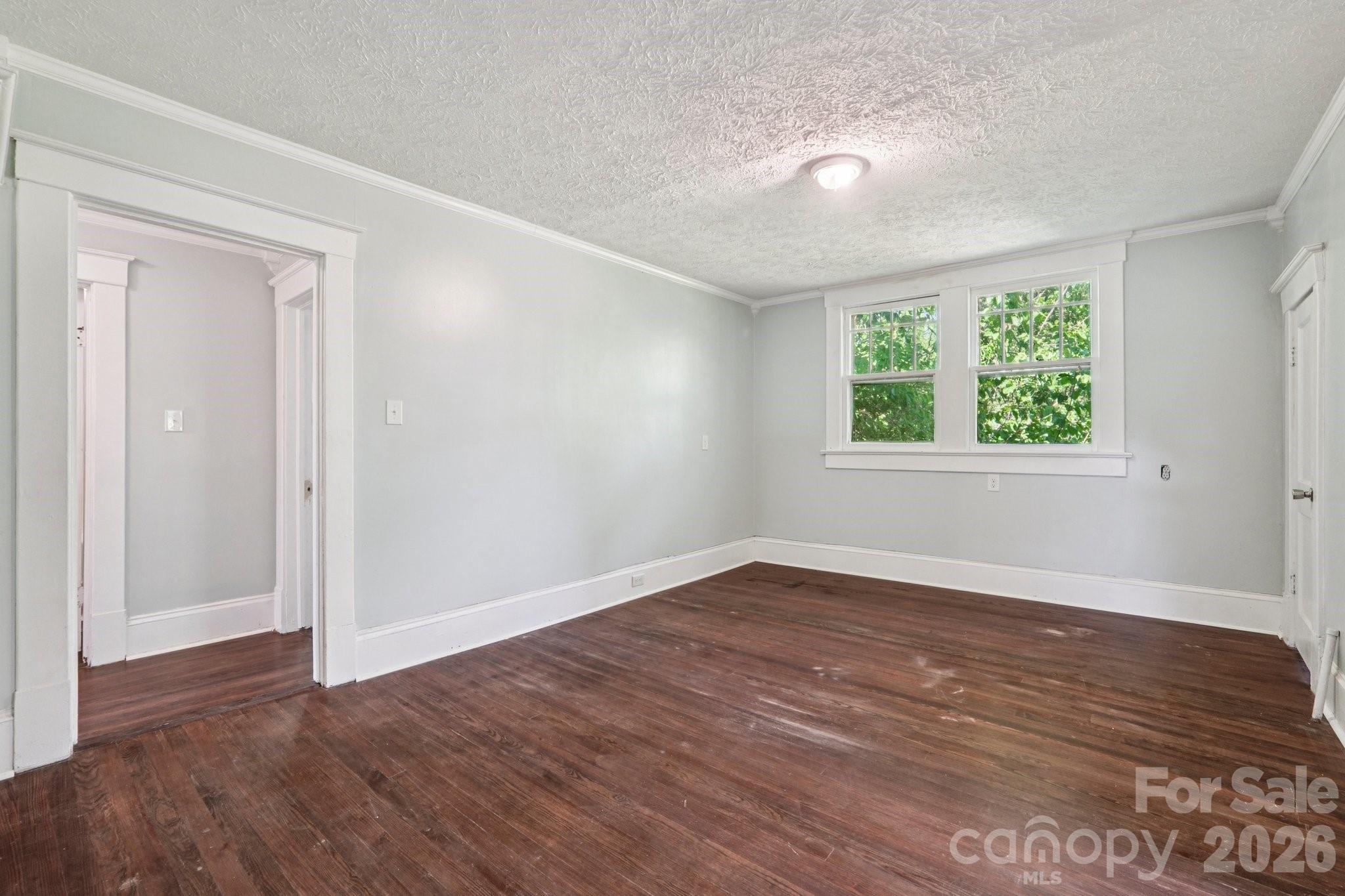 208 W Lafayette Street Property Photo 10