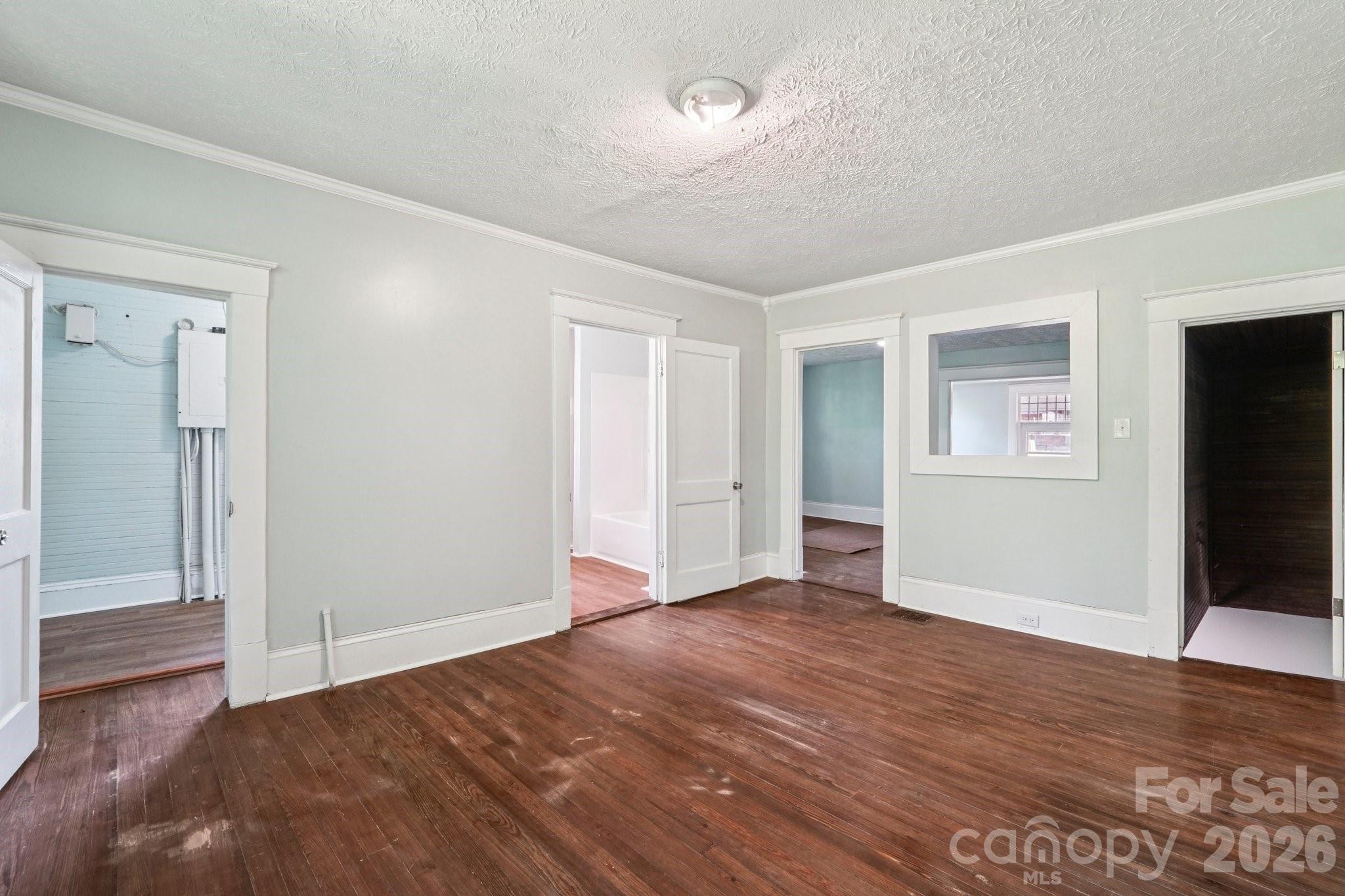 208 W Lafayette Street Property Photo 11