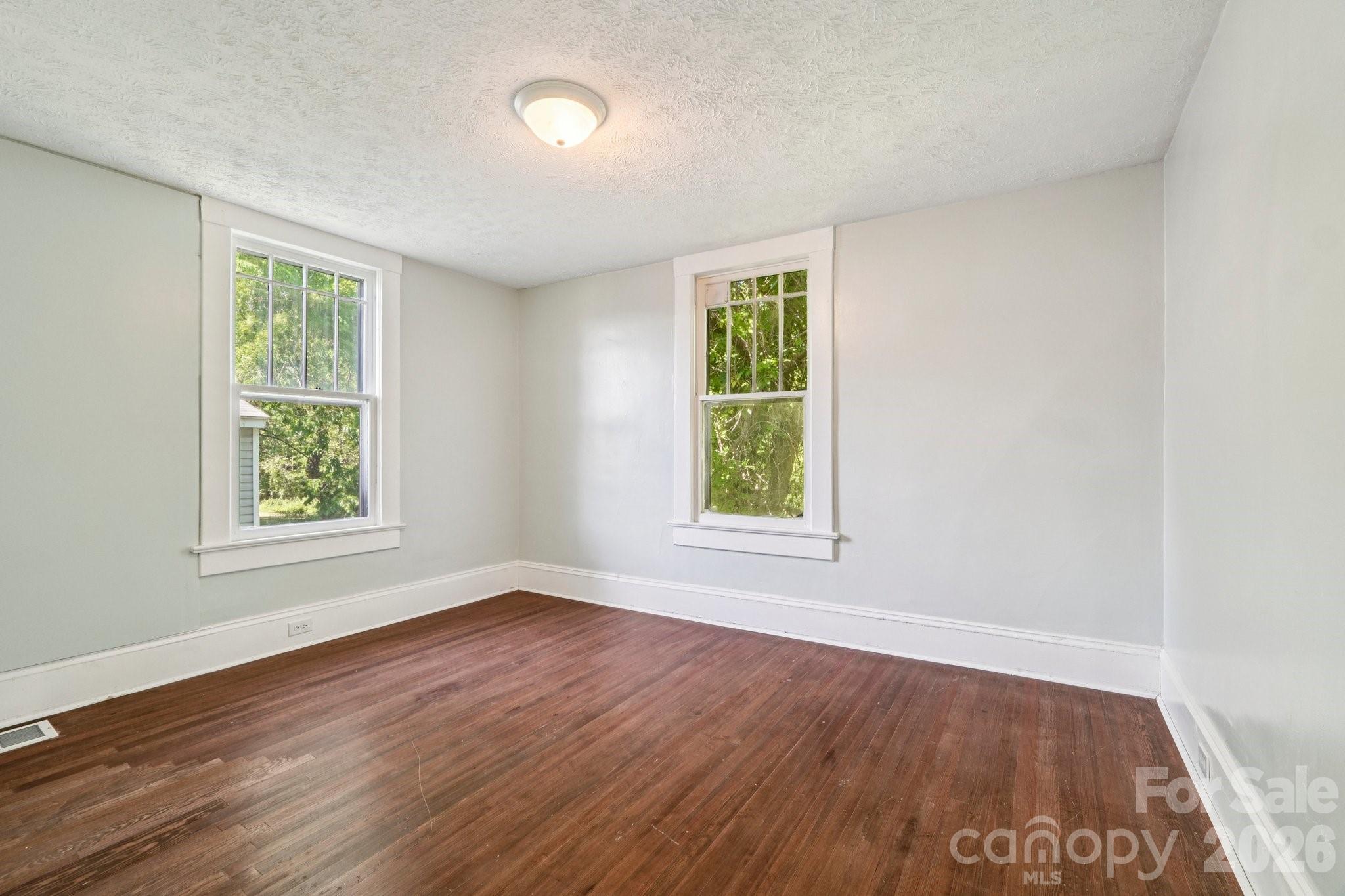 208 W Lafayette Street Property Photo 18