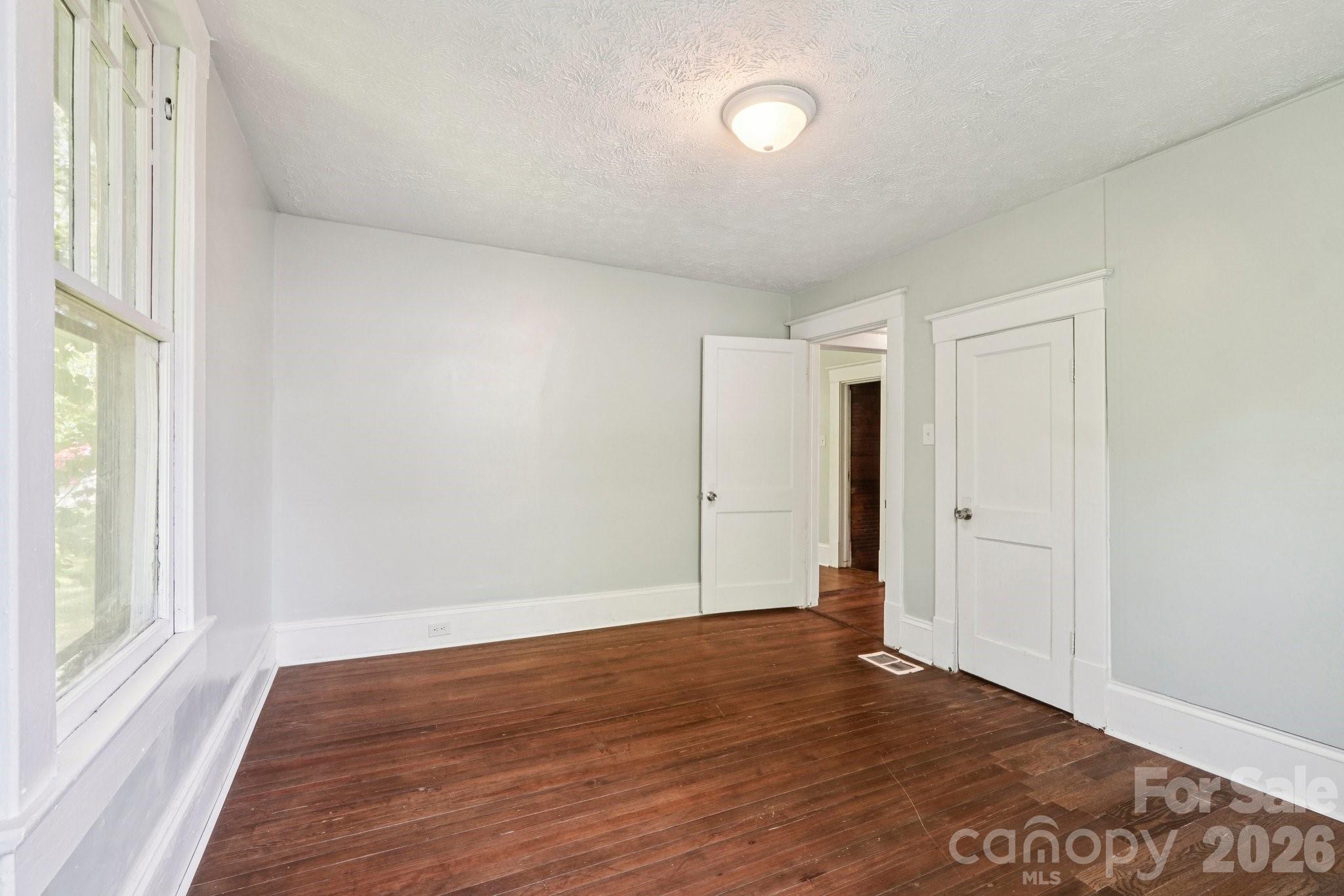 208 W Lafayette Street Property Photo 19