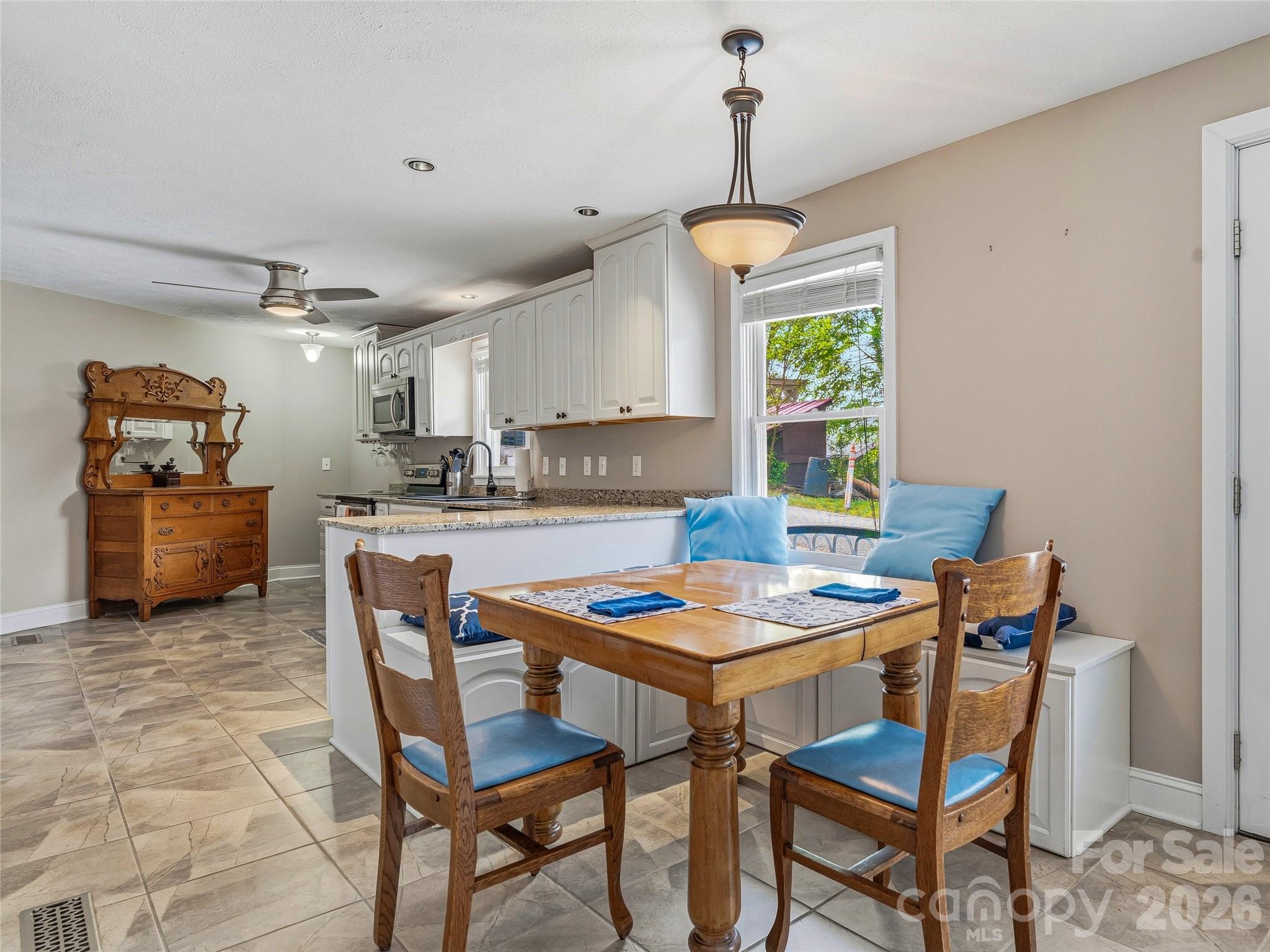 102 Havnaers Point Property Photo 10