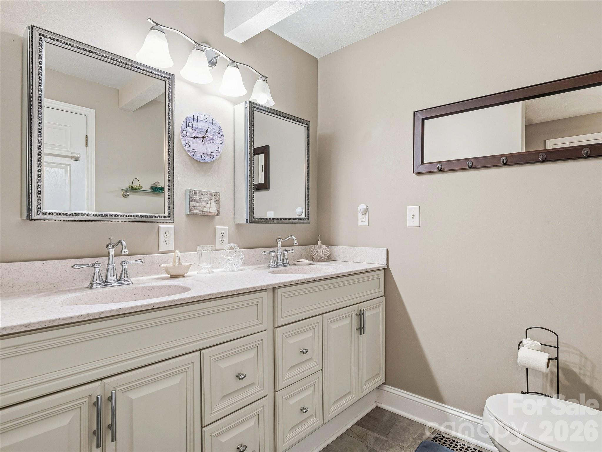 102 Havnaers Point Property Photo 14