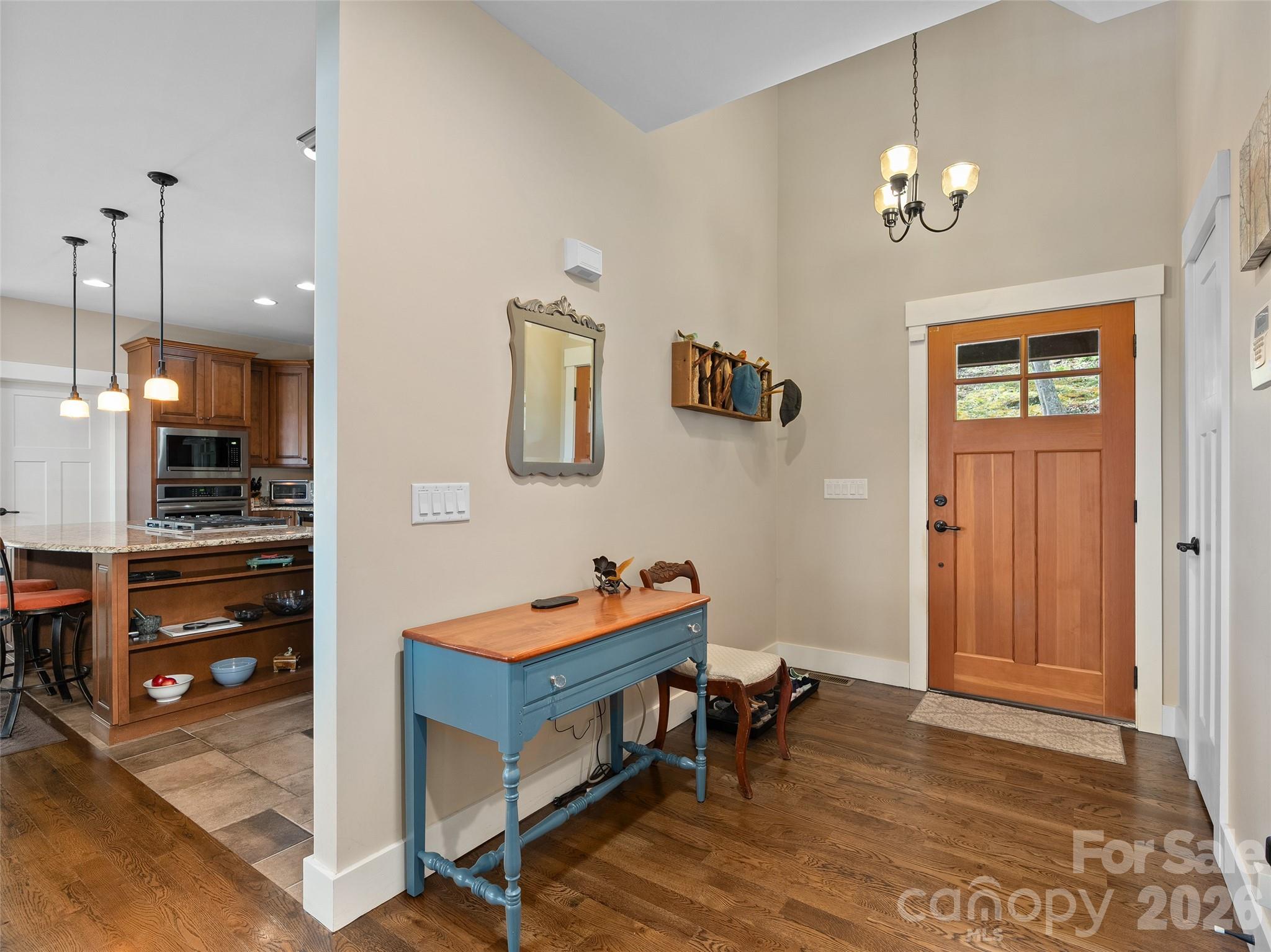 711 Winfield Drive Property Photo 12