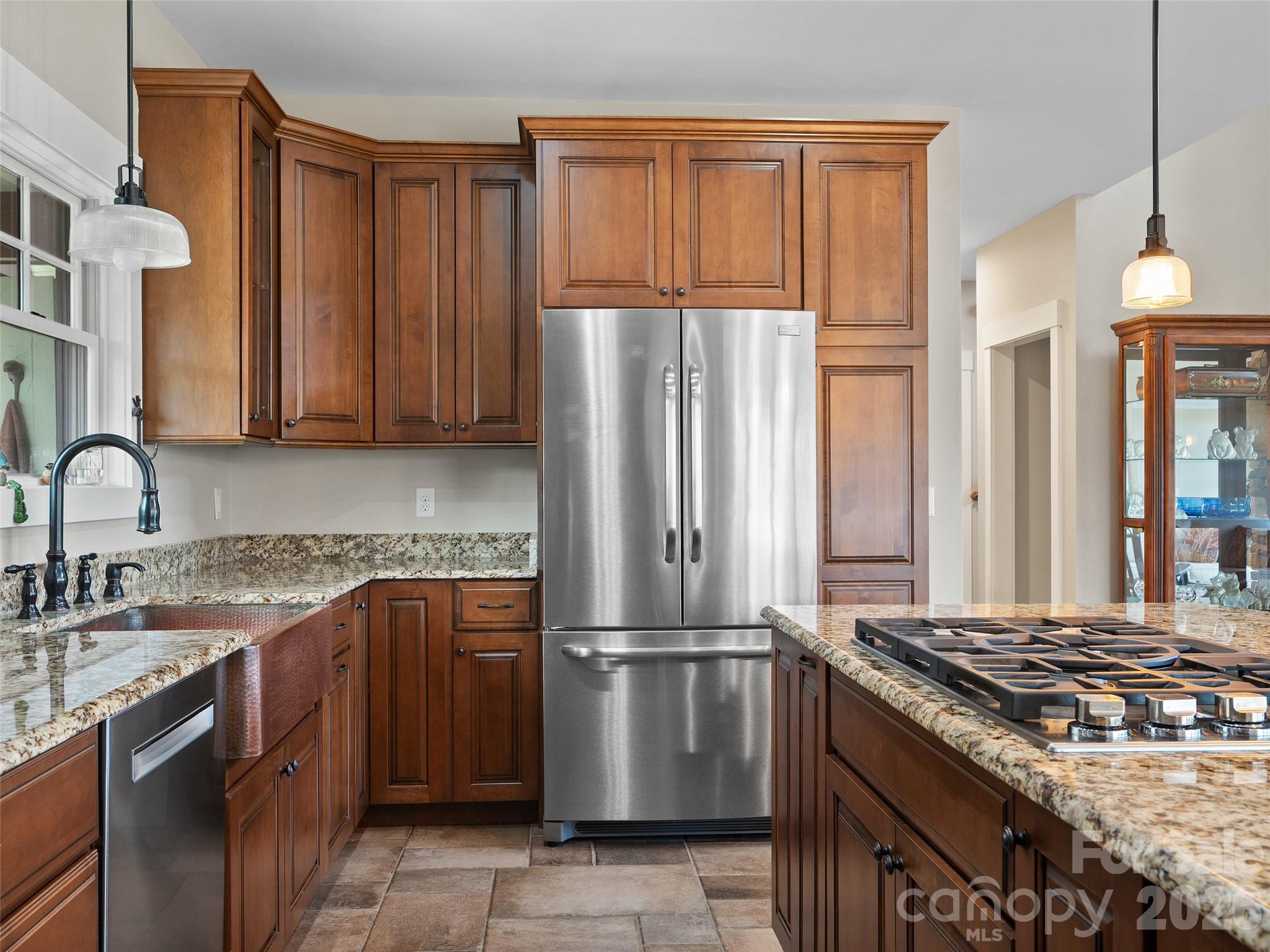 711 Winfield Drive Property Photo 14