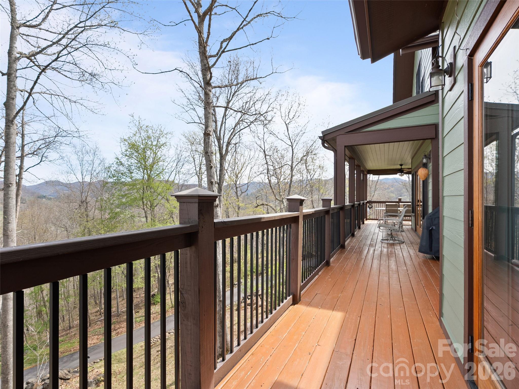 711 Winfield Drive Property Photo 26