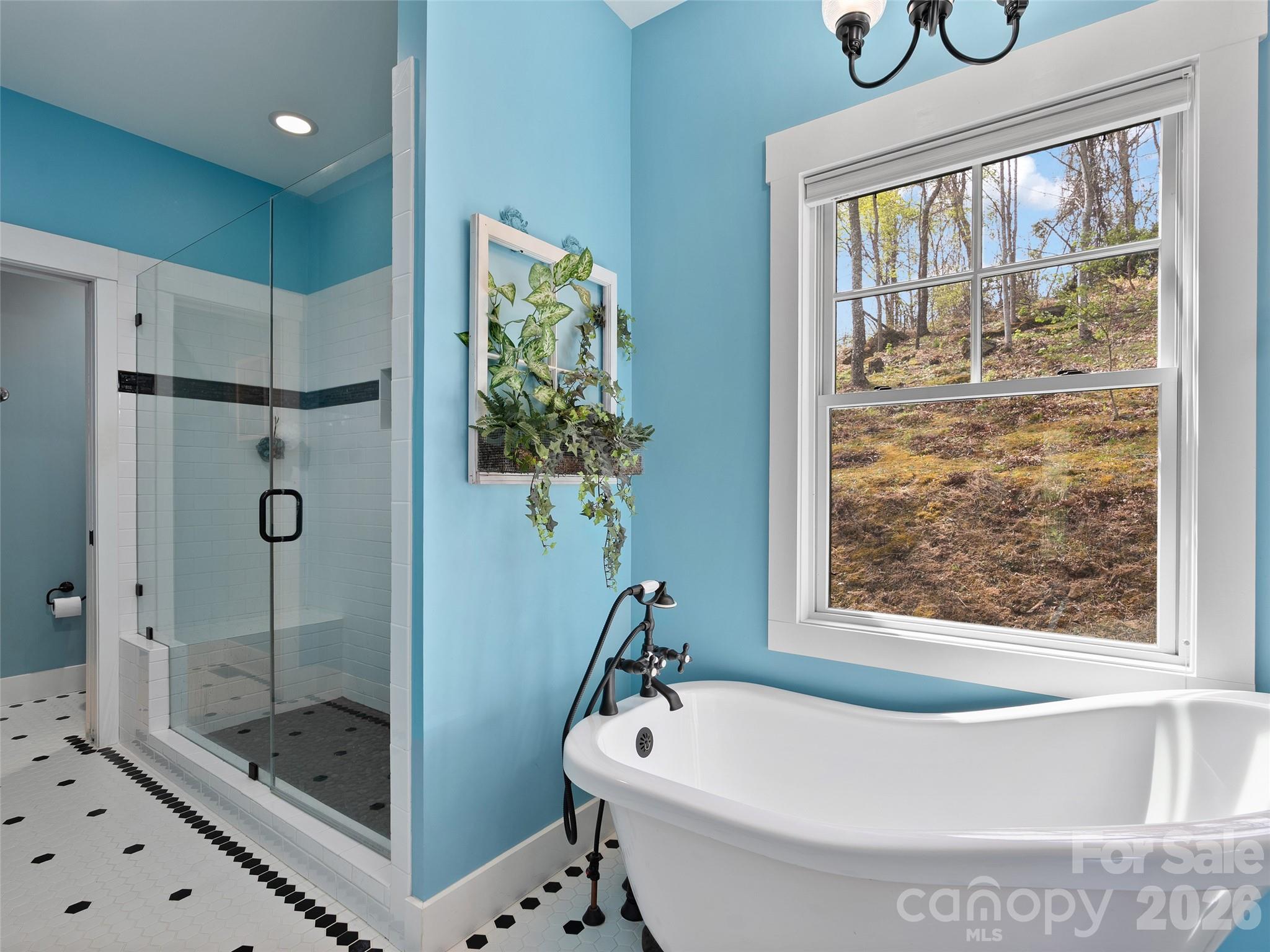 711 Winfield Drive Property Photo 29
