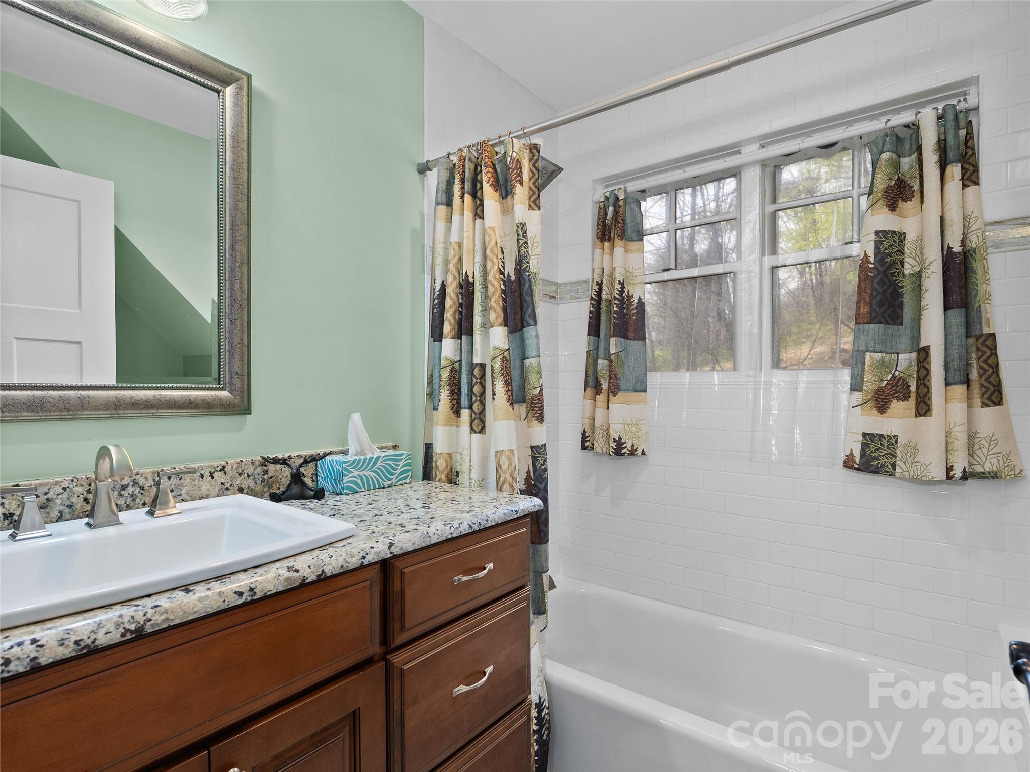 711 Winfield Drive Property Photo 33