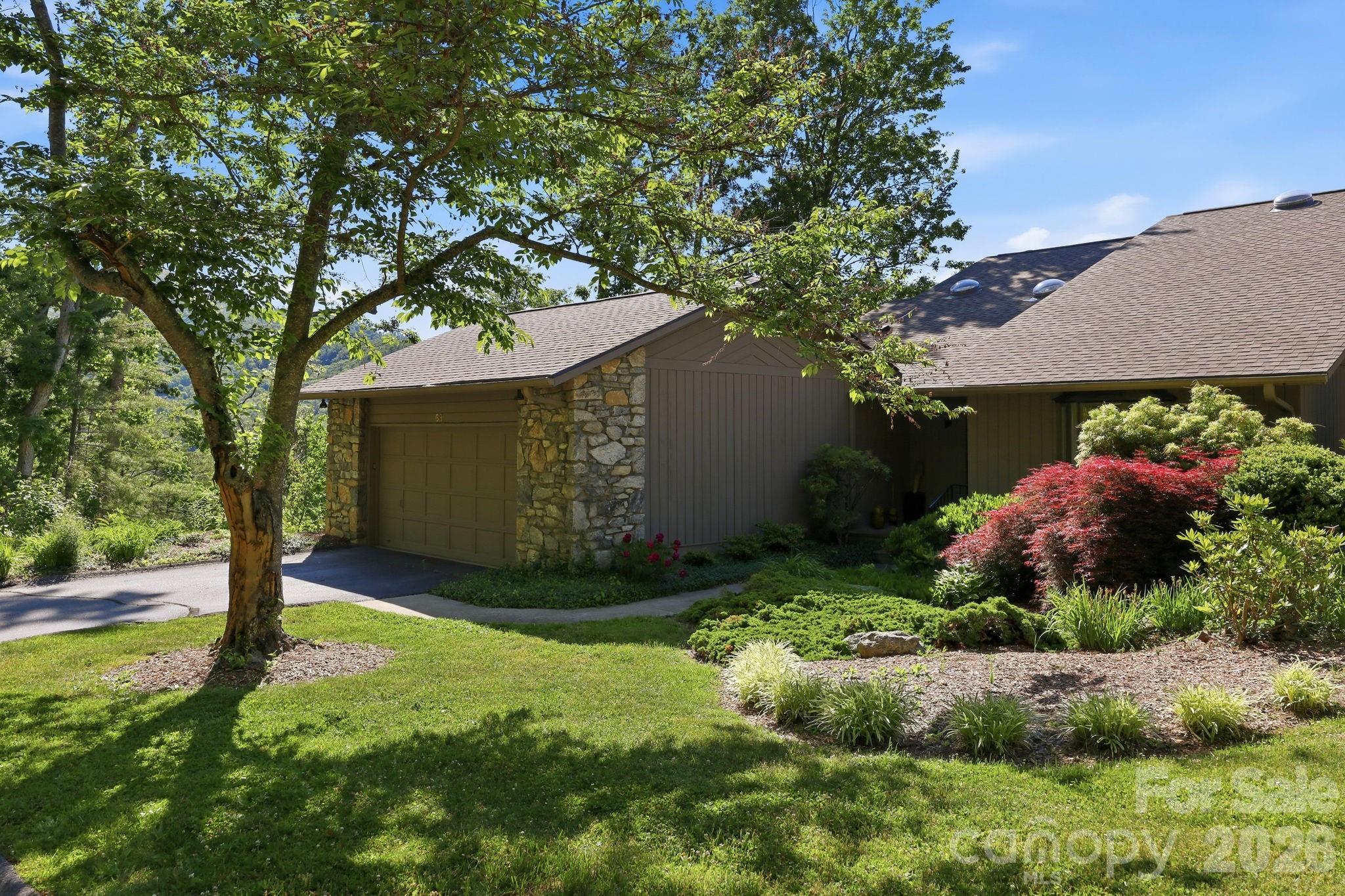 68 Stony Ridge Property Photo 3