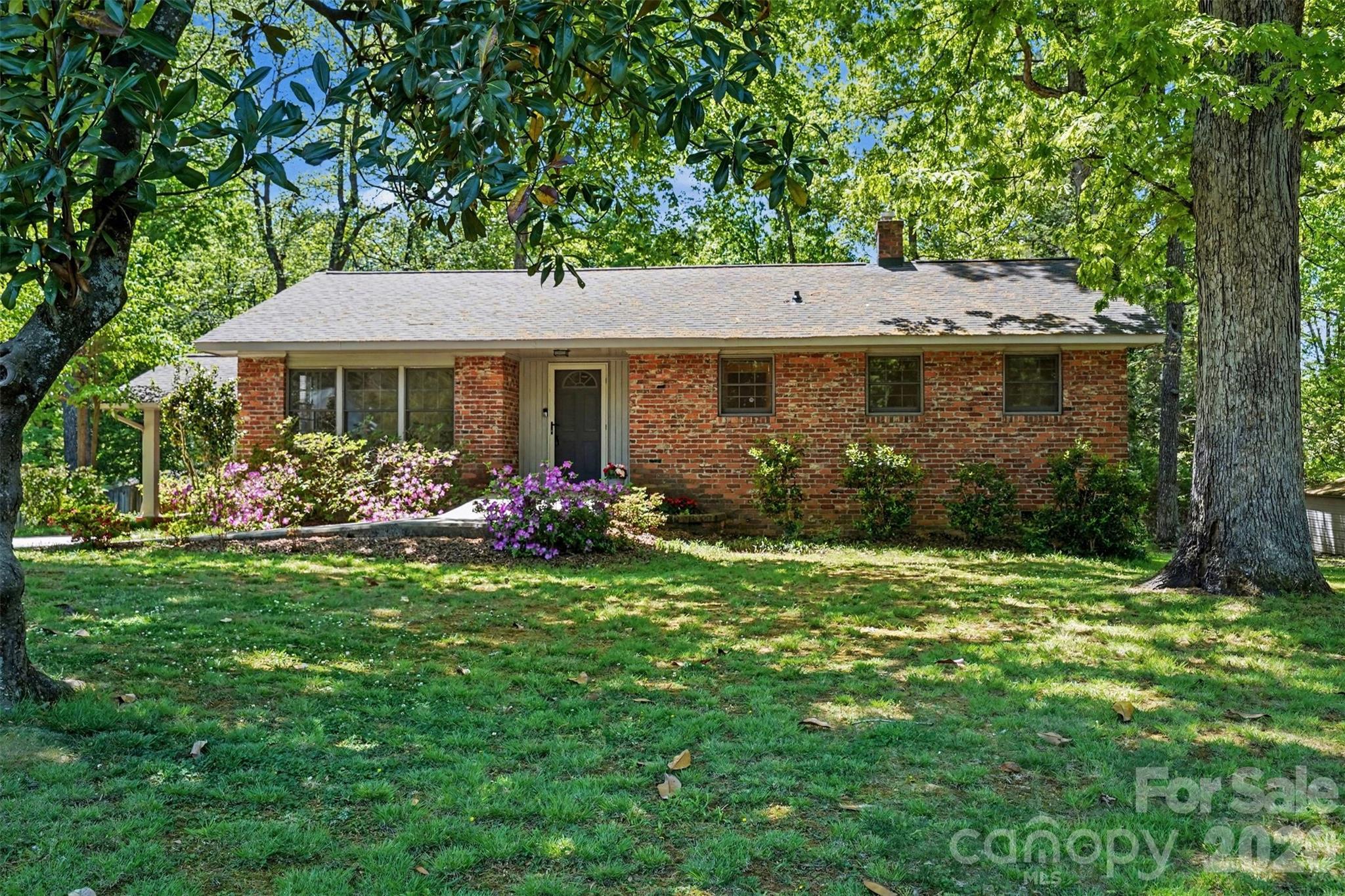 804 Phillips Street Property Photo 2