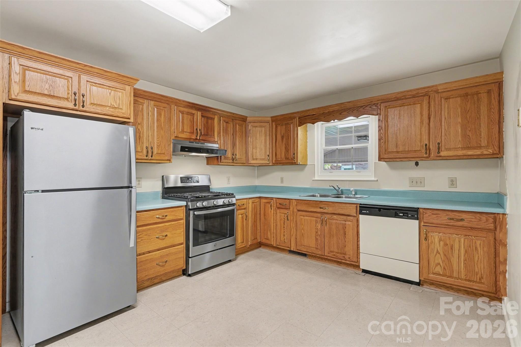 804 Phillips Street Property Photo 14