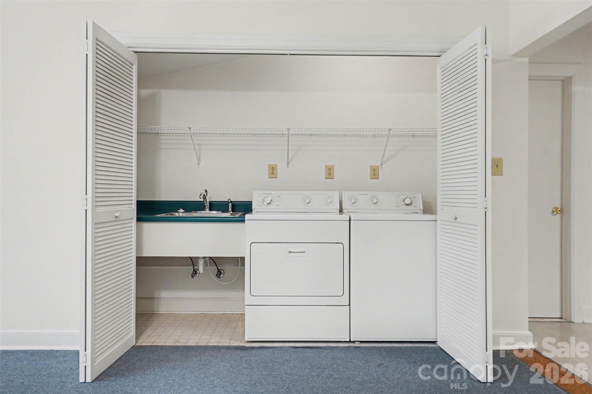 804 Phillips Street Property Photo 23