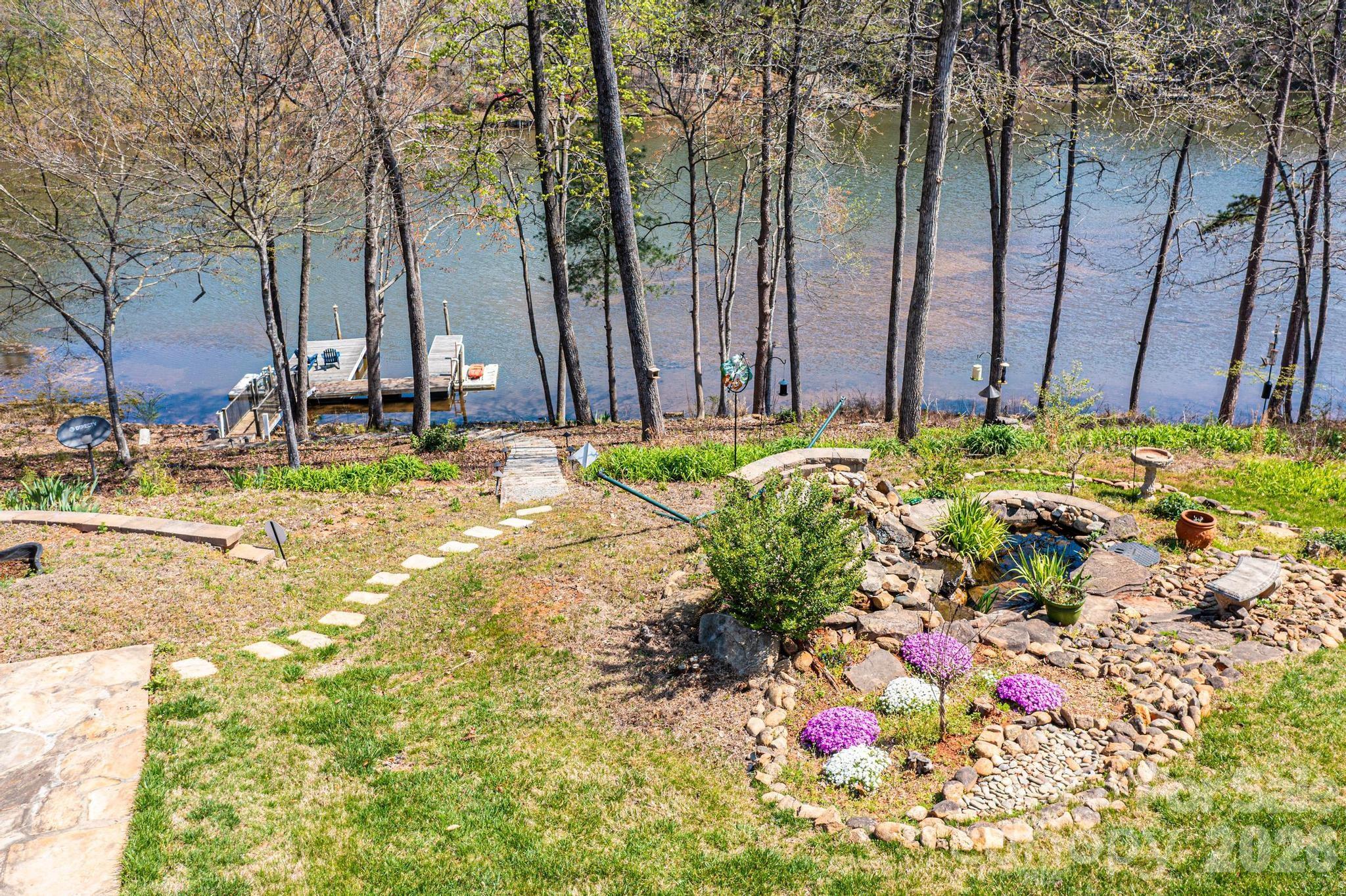 4726 Crystal Falls Avenue Property Photo 4