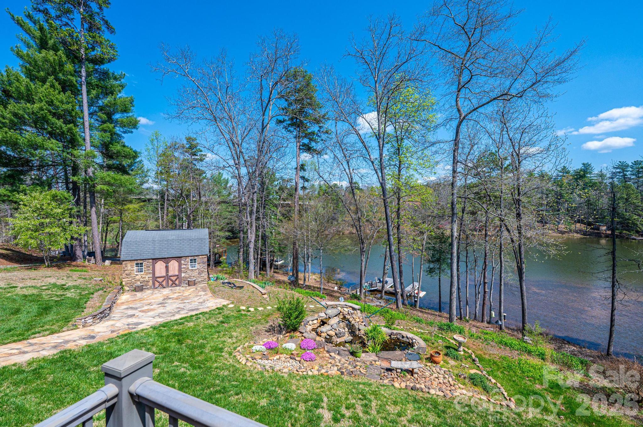 4726 Crystal Falls Avenue Property Photo 5