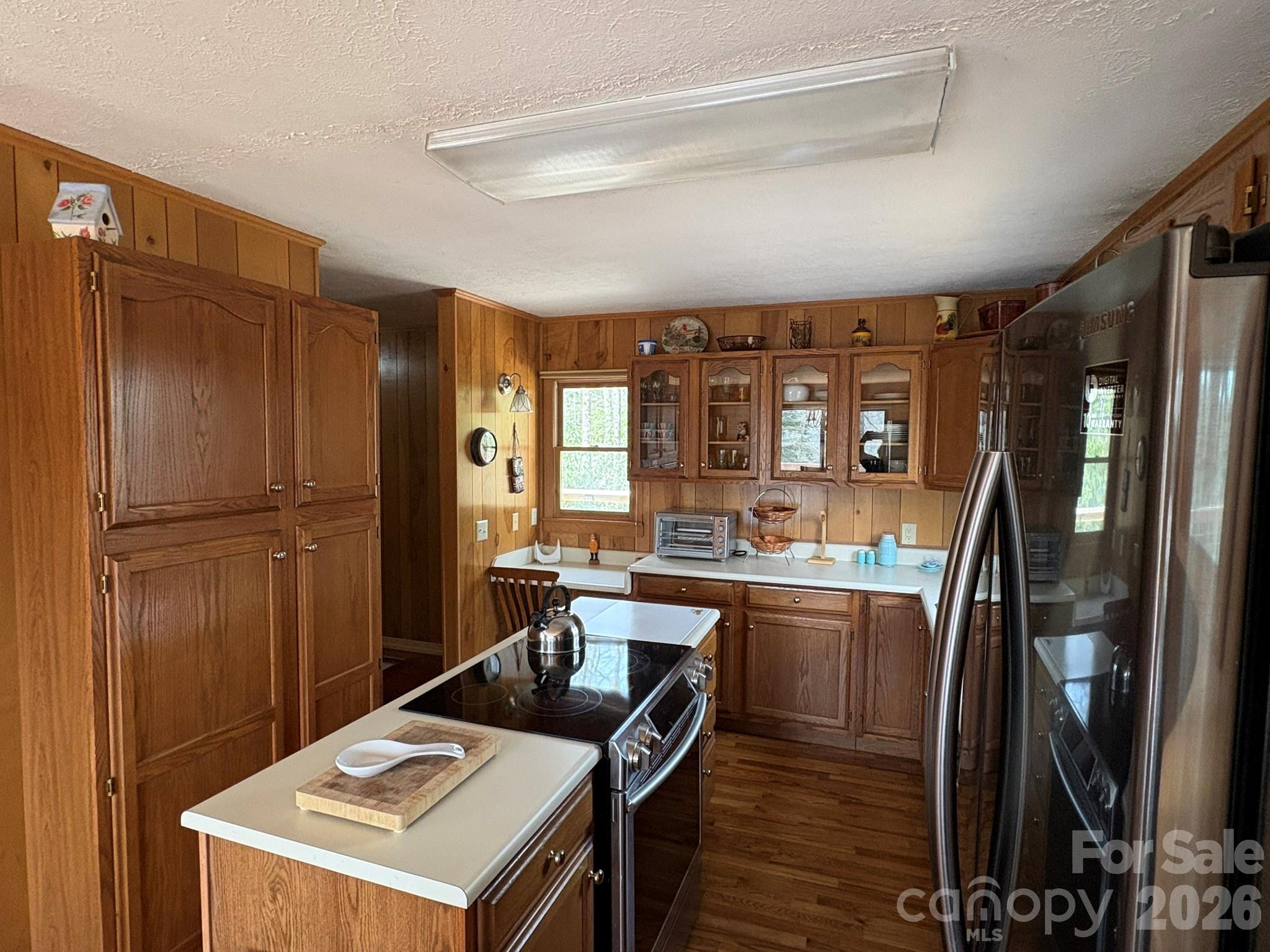 114 Lady Slipper Loop Property Photo 9