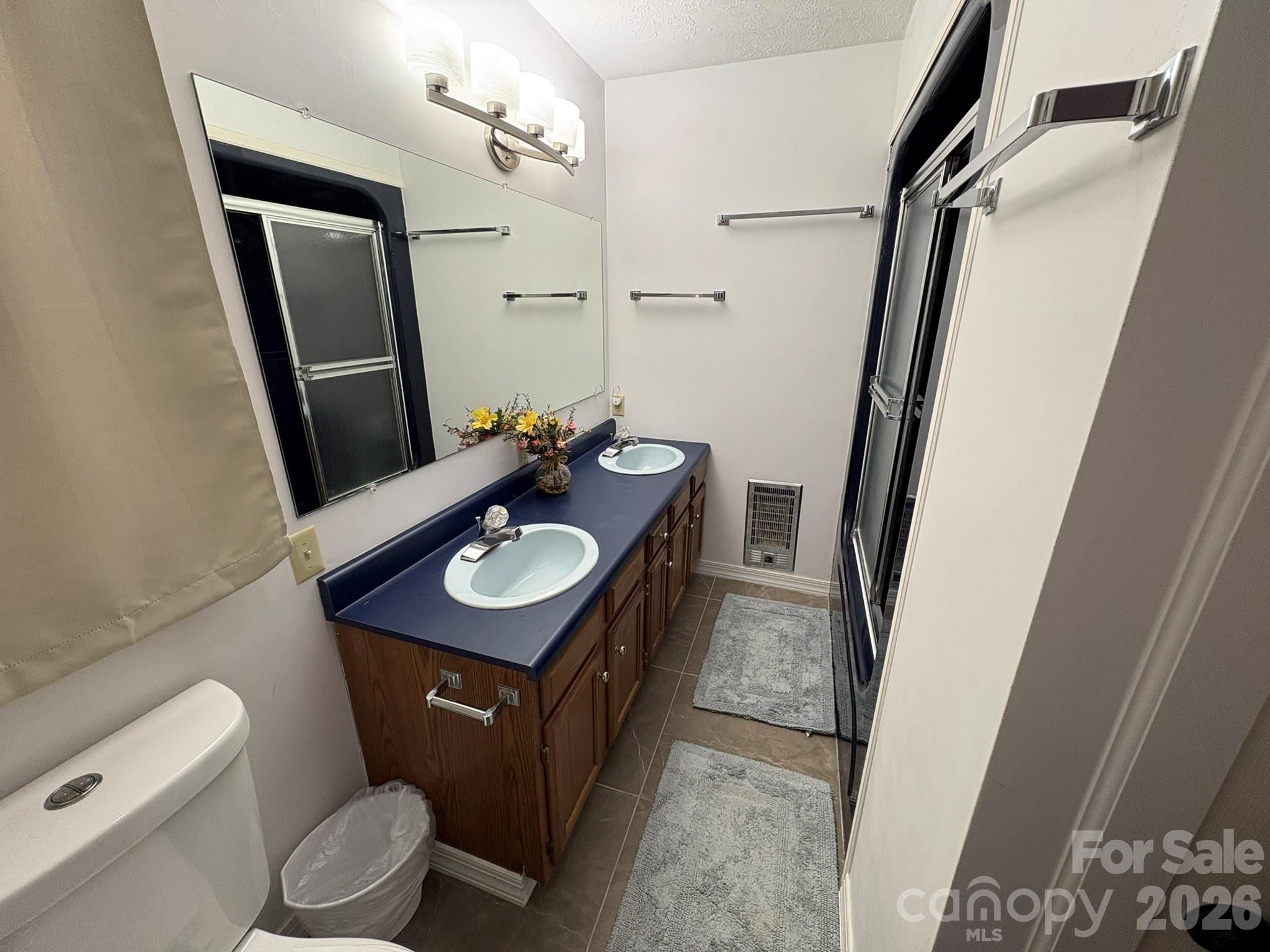 114 Lady Slipper Loop Property Photo 13